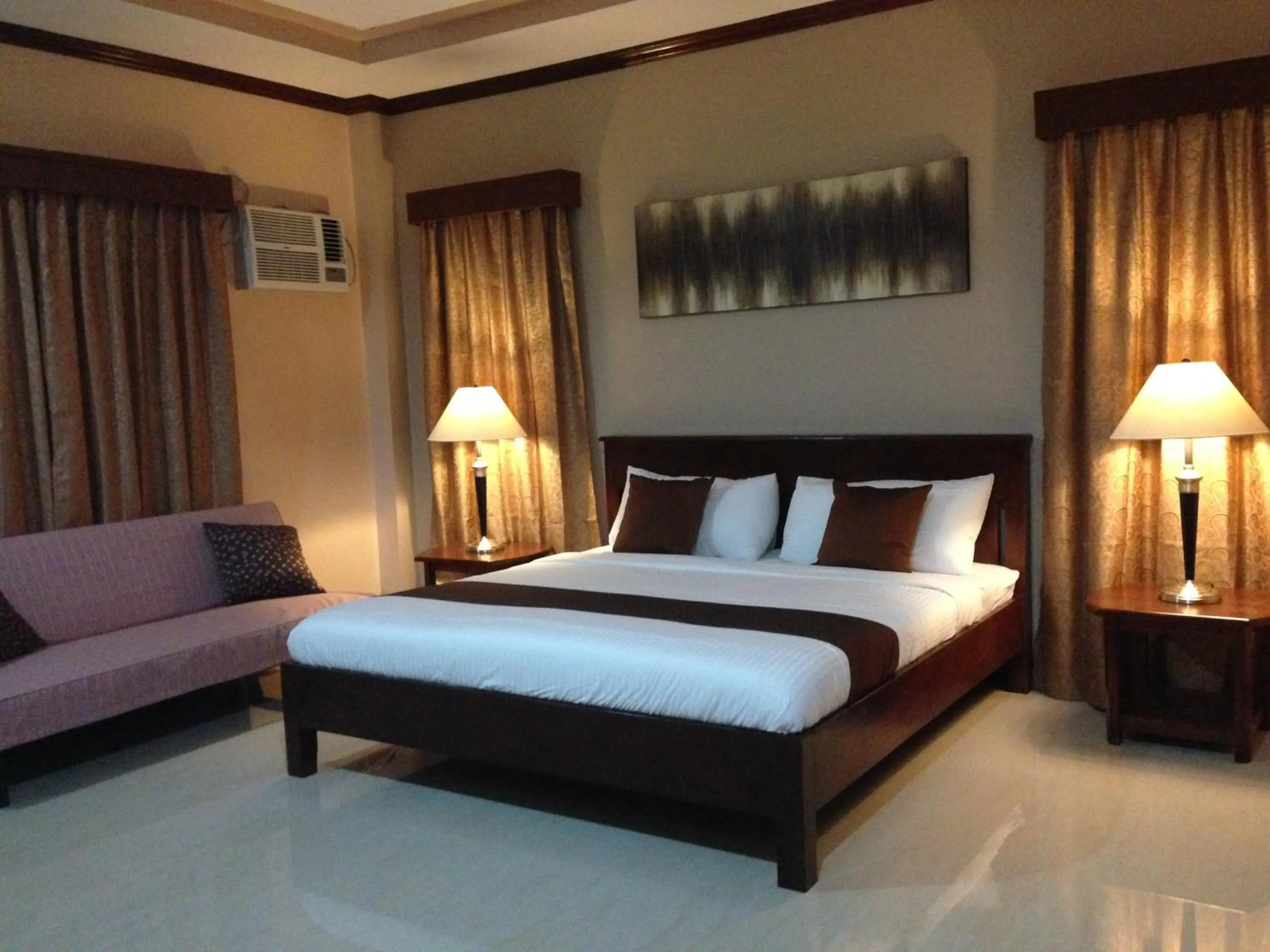 Deluxe King Room in Malapascua Starlight Resort
