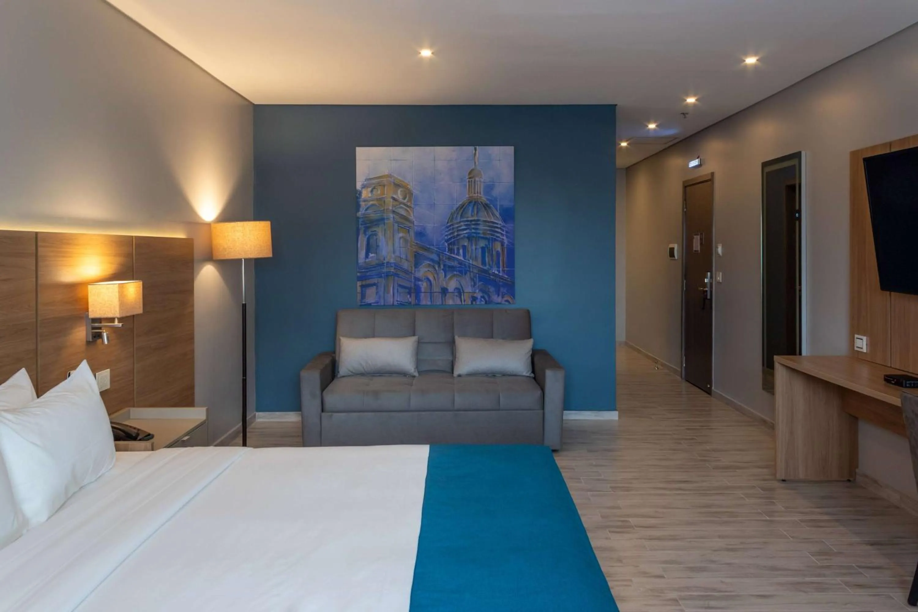 Family Room - Non-Smoking in Tryp by Wyndham Asuncion