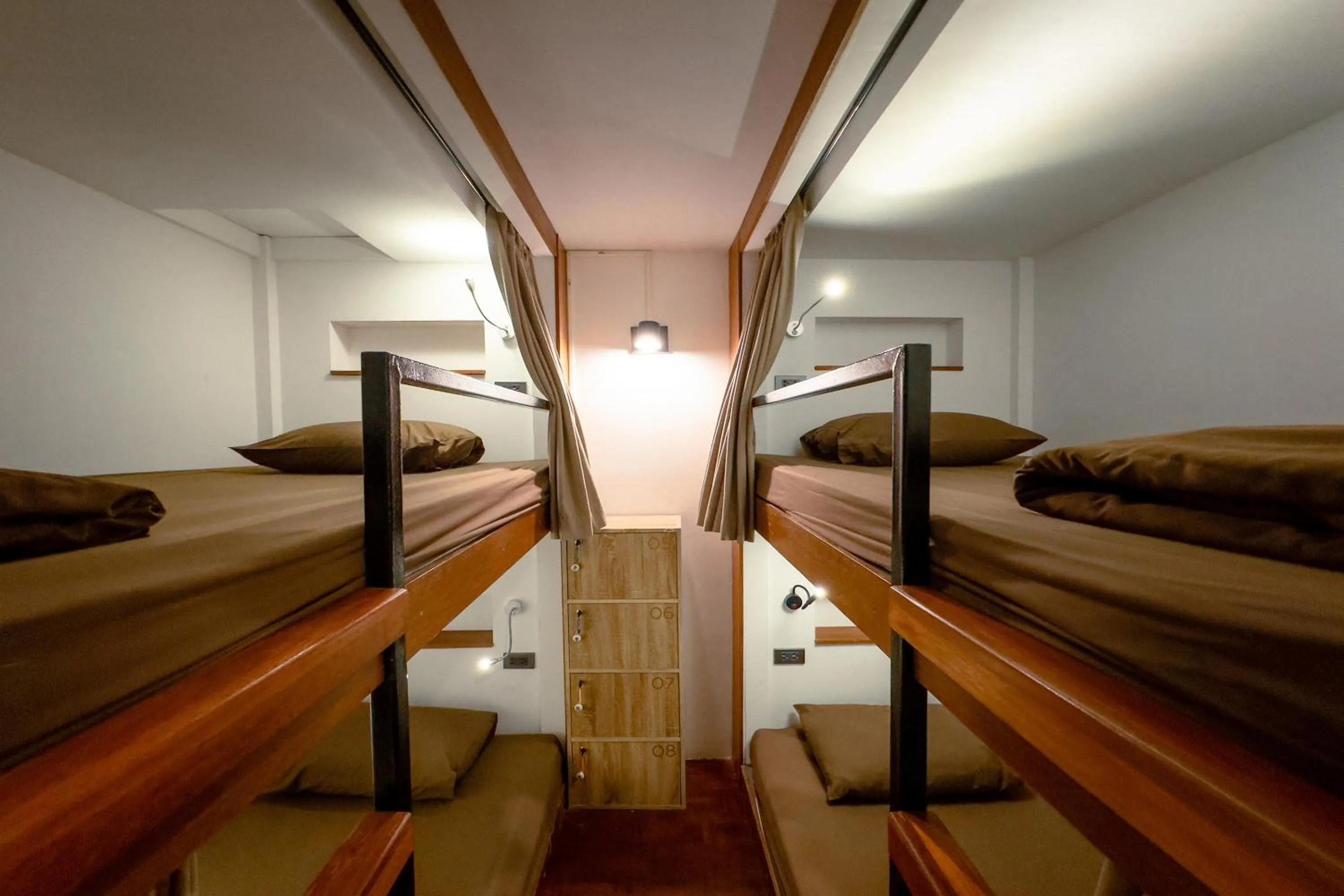 Bed in 8-Bed Mixed Dormitory Room in Once in a Blue Moon Cafe and Hostel