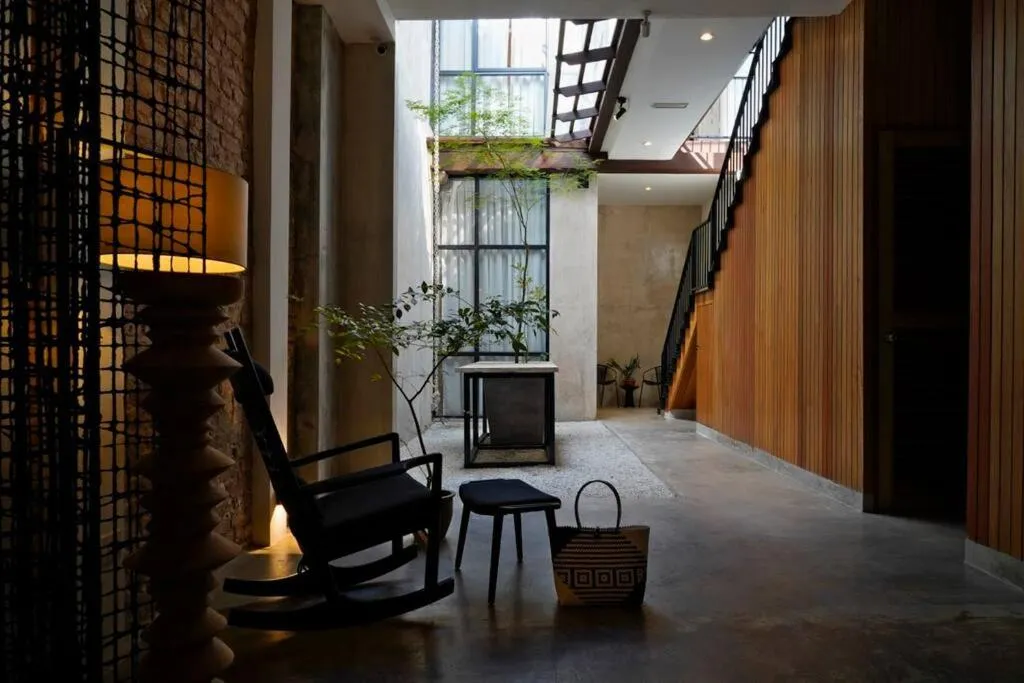 Three-Bedroom House in Quint Residence, Georgetown - Rustic Heritage Guesthouse by ALV