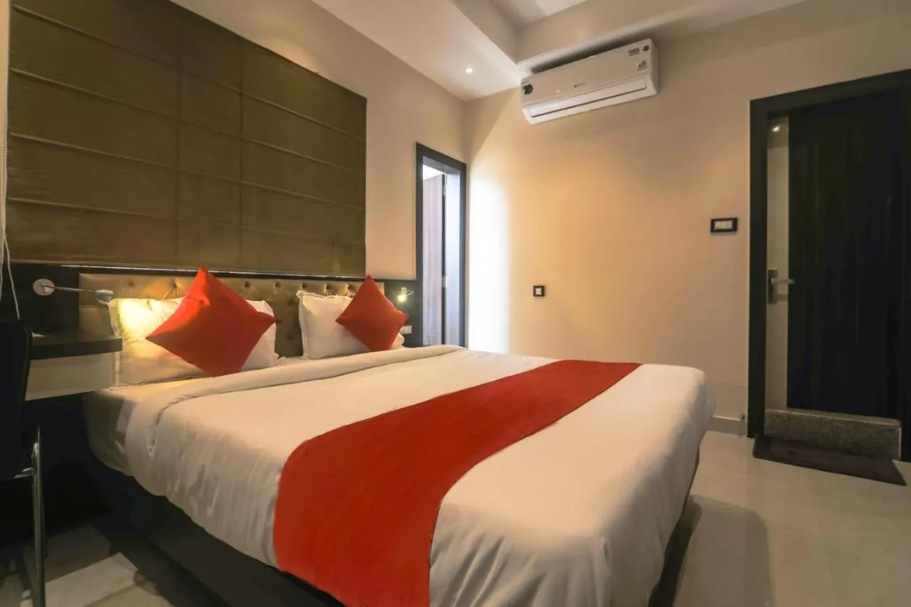 Deluxe King Room in Aditya Residency