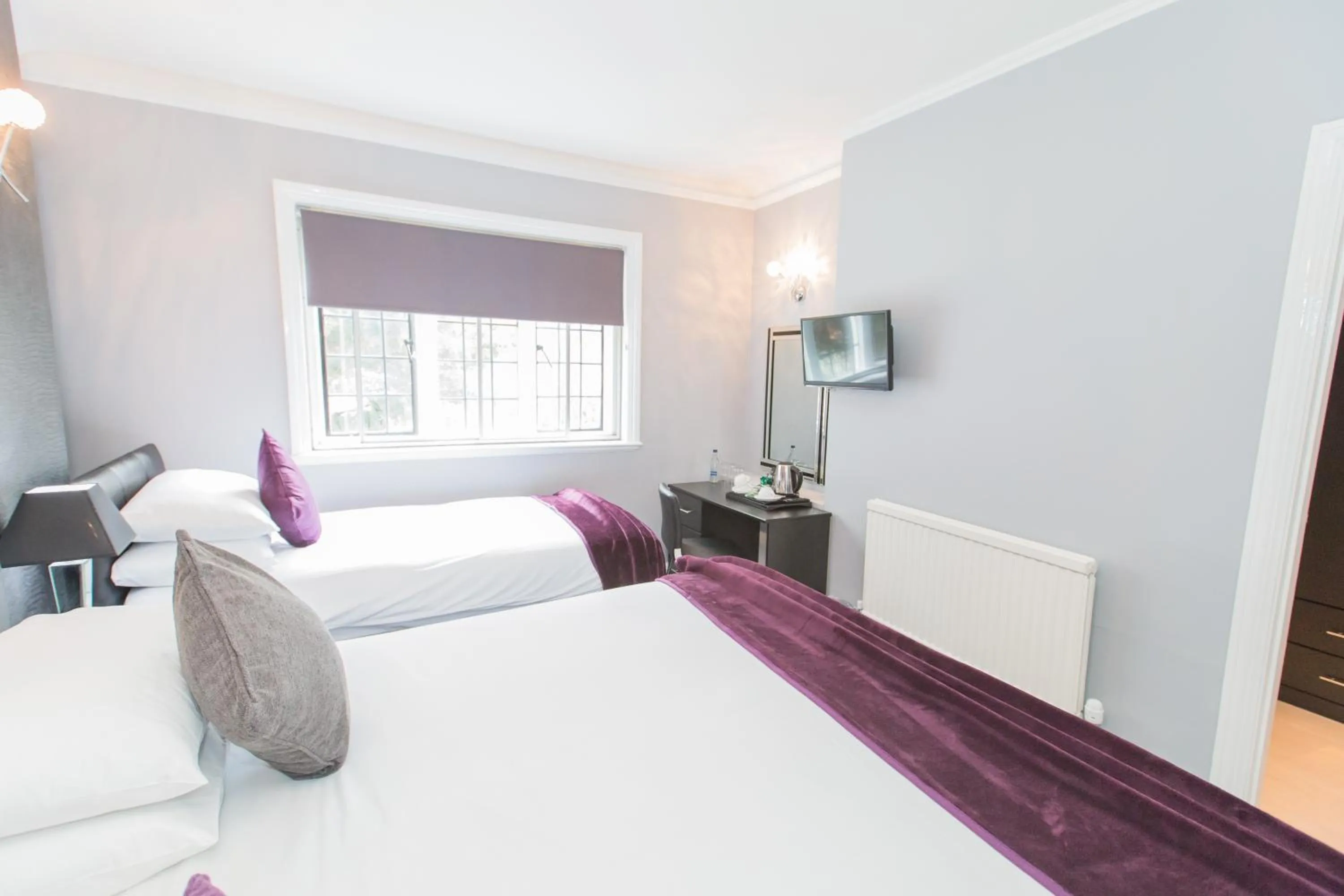 Triple Room with Private Bathroom in Verve Hotel