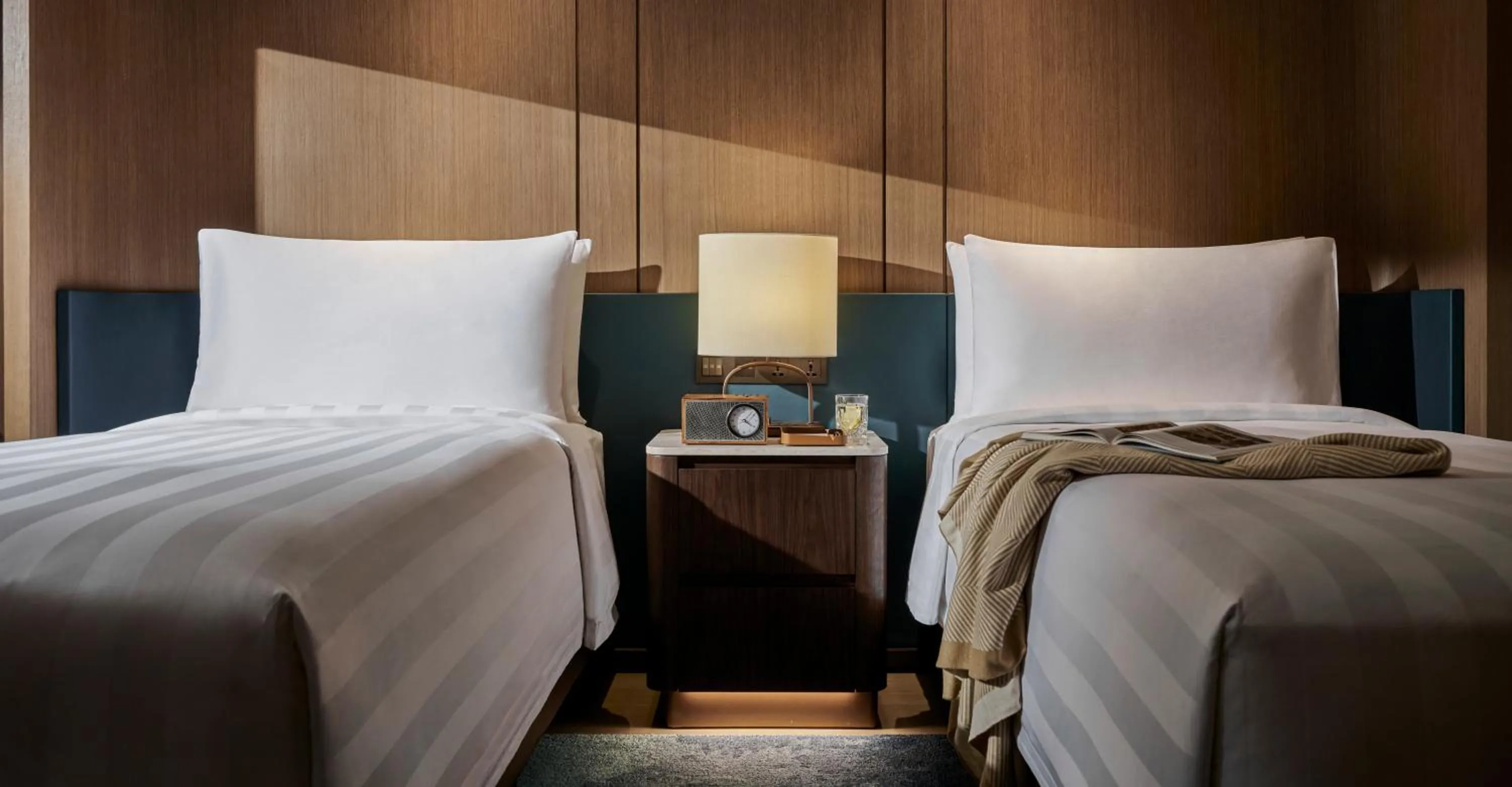 Pacific Club Deluxe Twin Room in Pan Pacific Jakarta