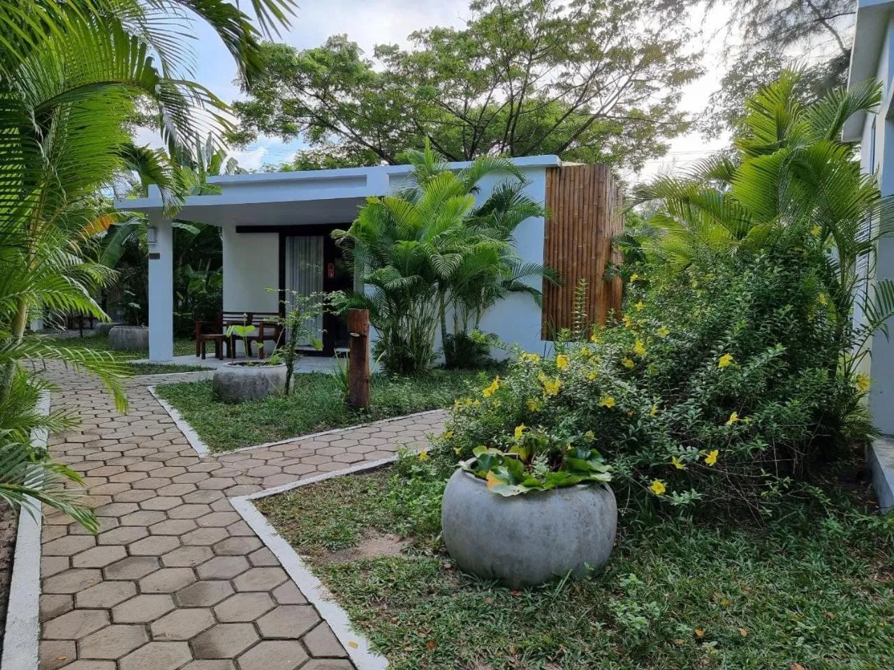 Deluxe Twin Bungalow Garden View  in Sahaa Beach Resort