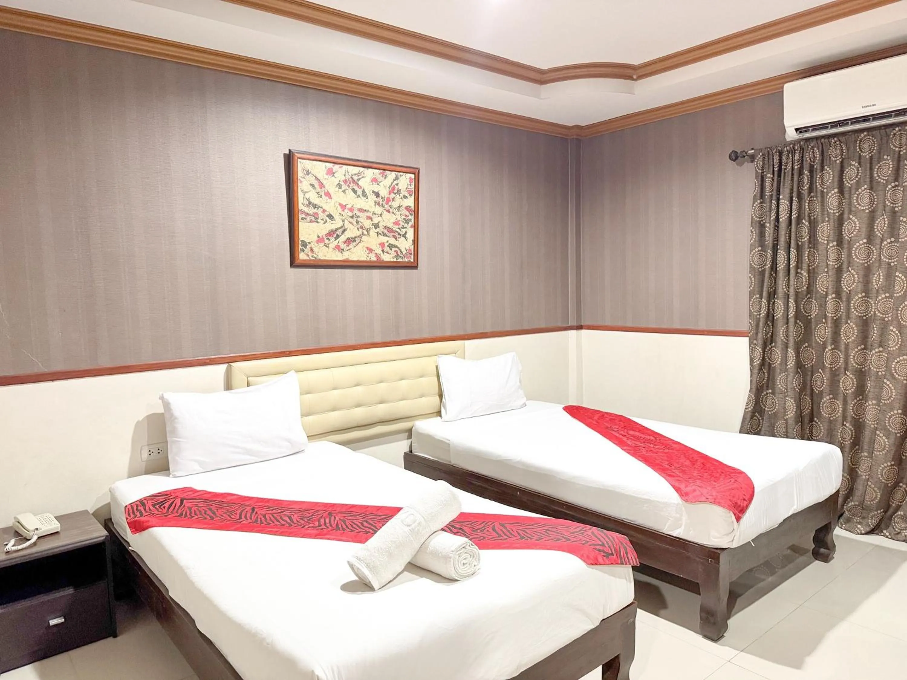 Standard Twin Room in Grand Amazon Hotel