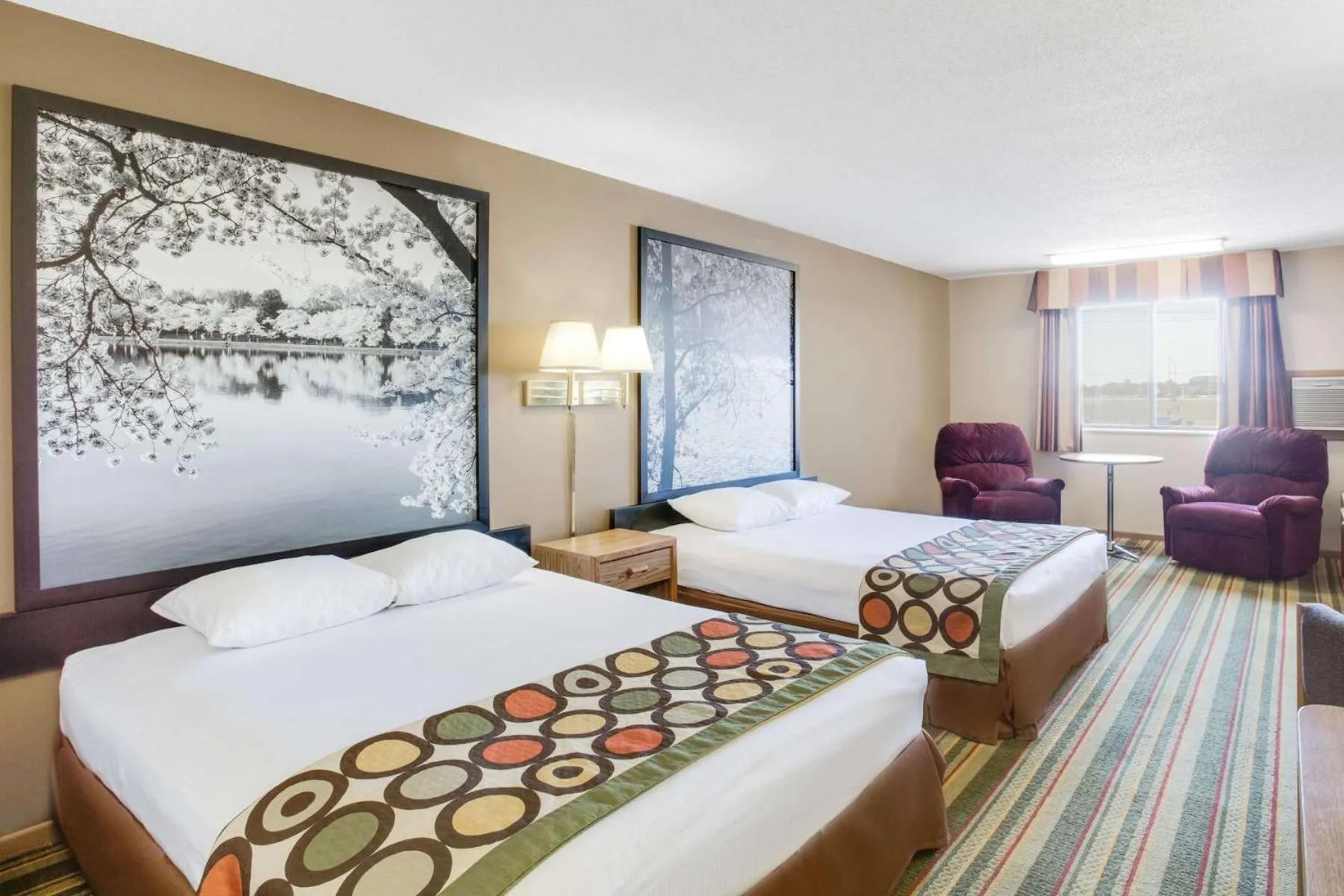 Double Room with Two Double Beds - Non-Smoking in Super 8 by Wyndham Mitchell