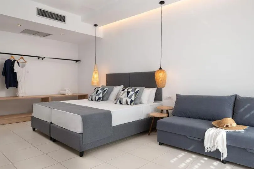 Junior Suite with Sea View in Eagles Nest