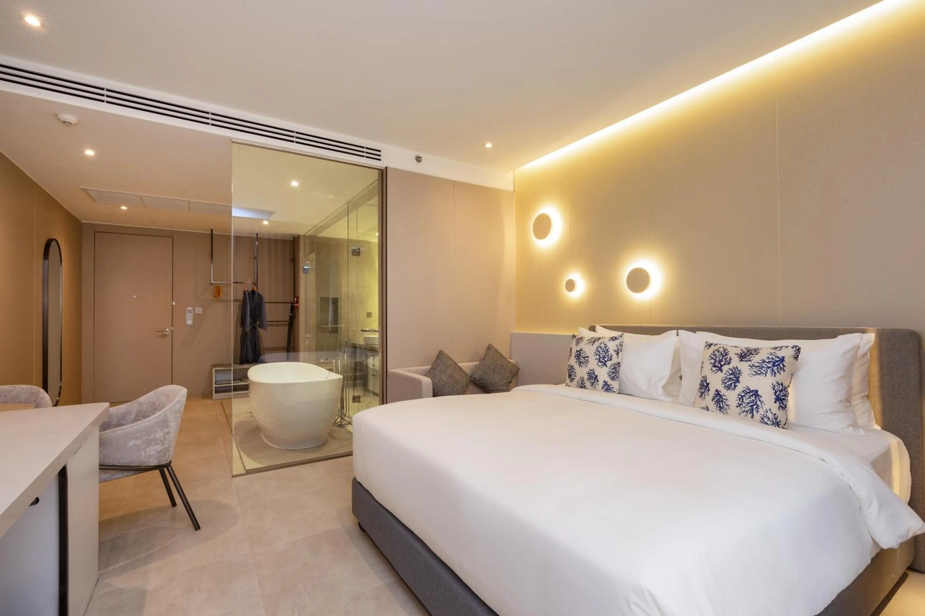 Stella Honeymoon Suite Double in Akara Hotel Pattaya