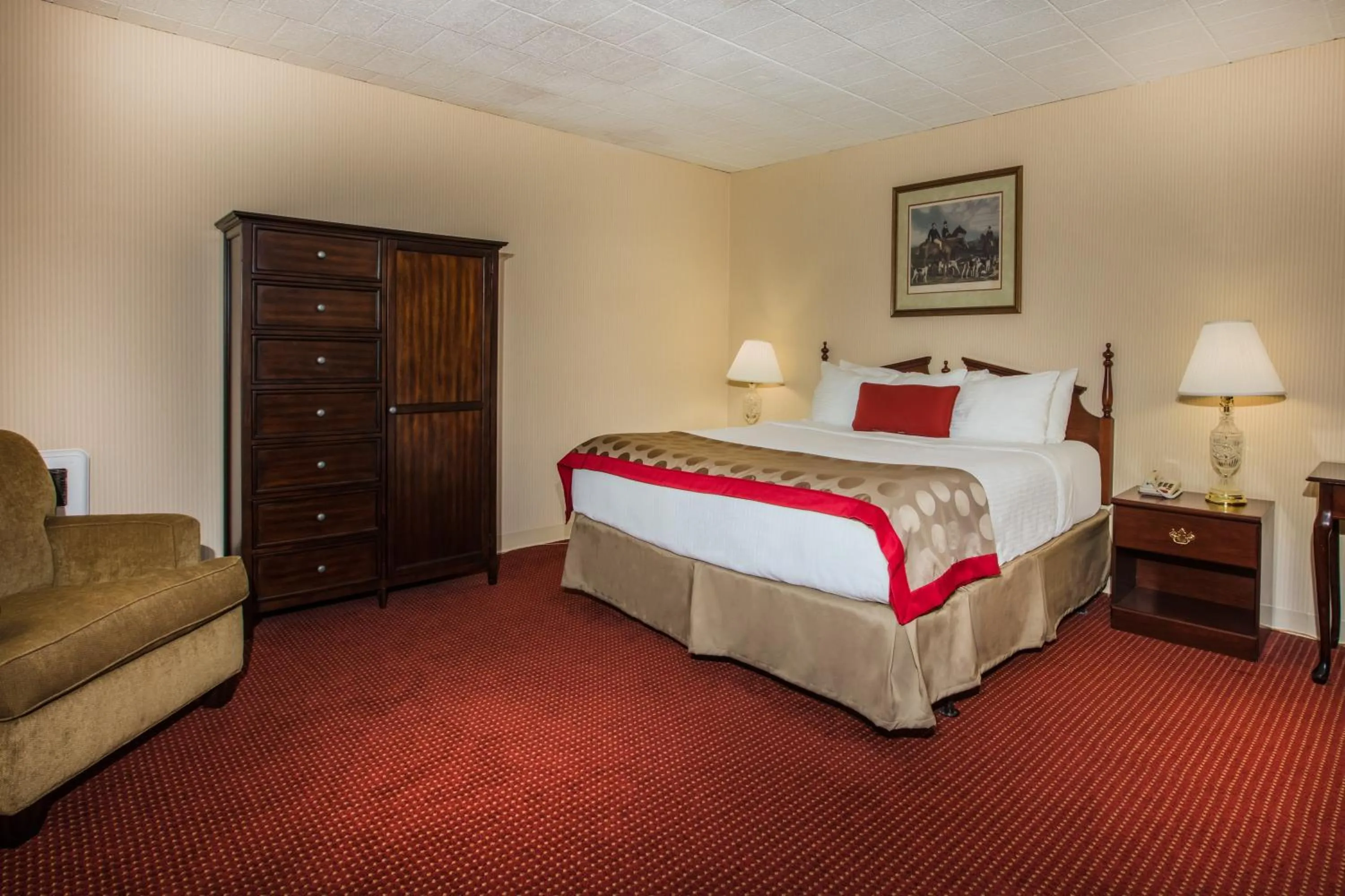 King Studio Suite - Non-Smoking in Ramada by Wyndham Ligonier