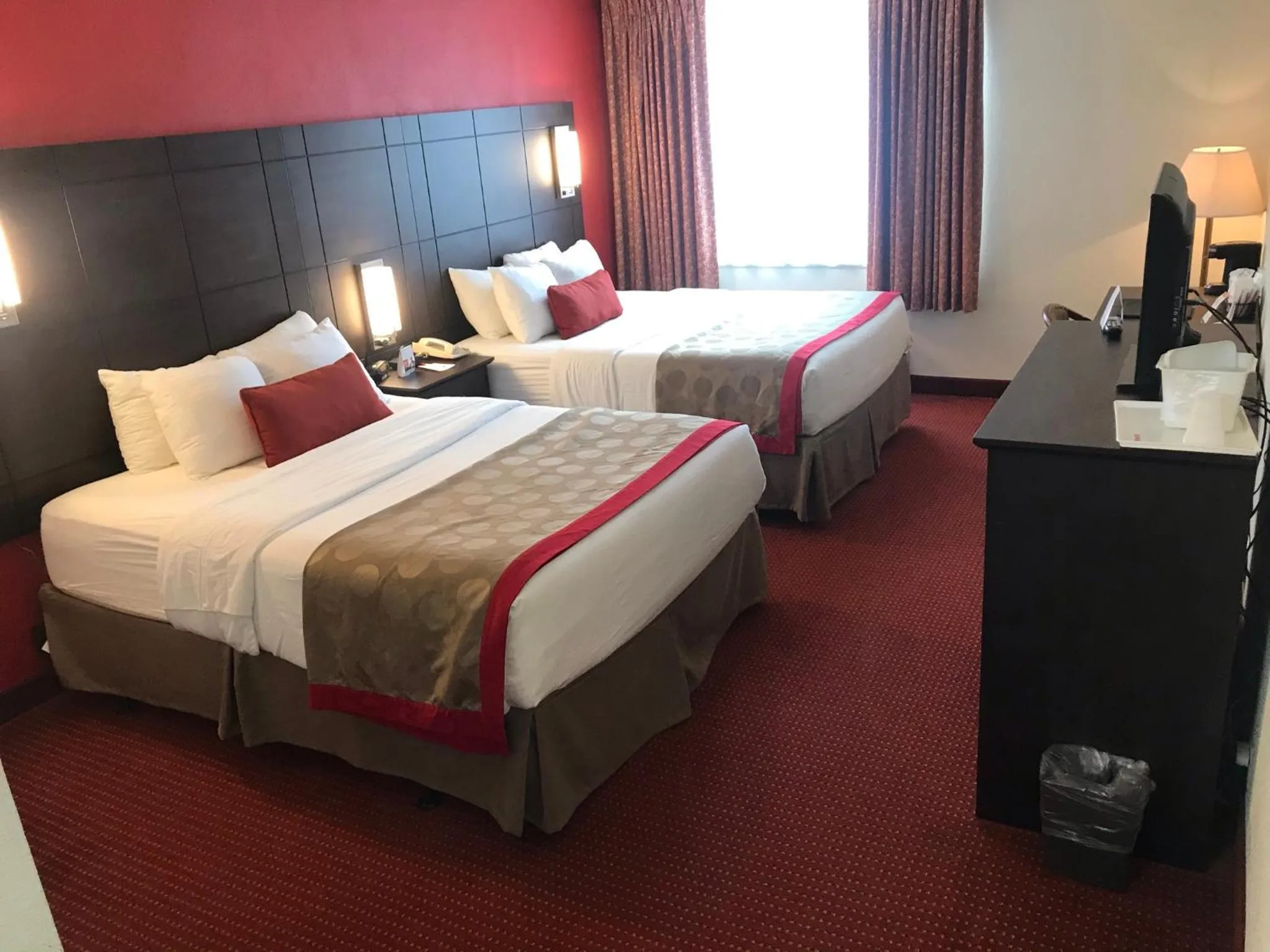 Deluxe Queen Room with Two Queen Beds - Non-Smoking in Ramada by Wyndham Ligonier