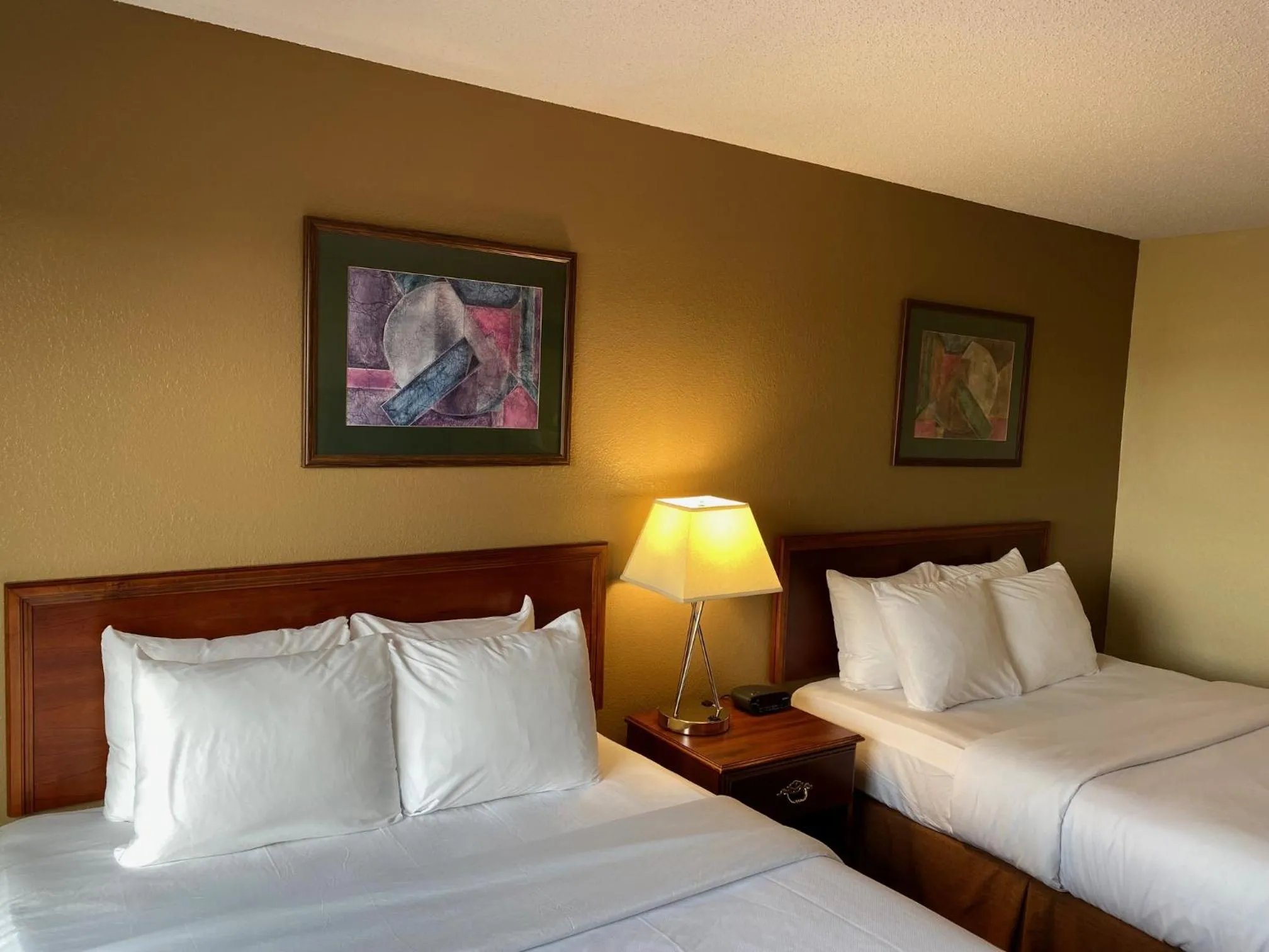 Standard Queen Room with Two Queen Beds - Non Smoking  in Comfort Inn & Suites Morton - Peoria
