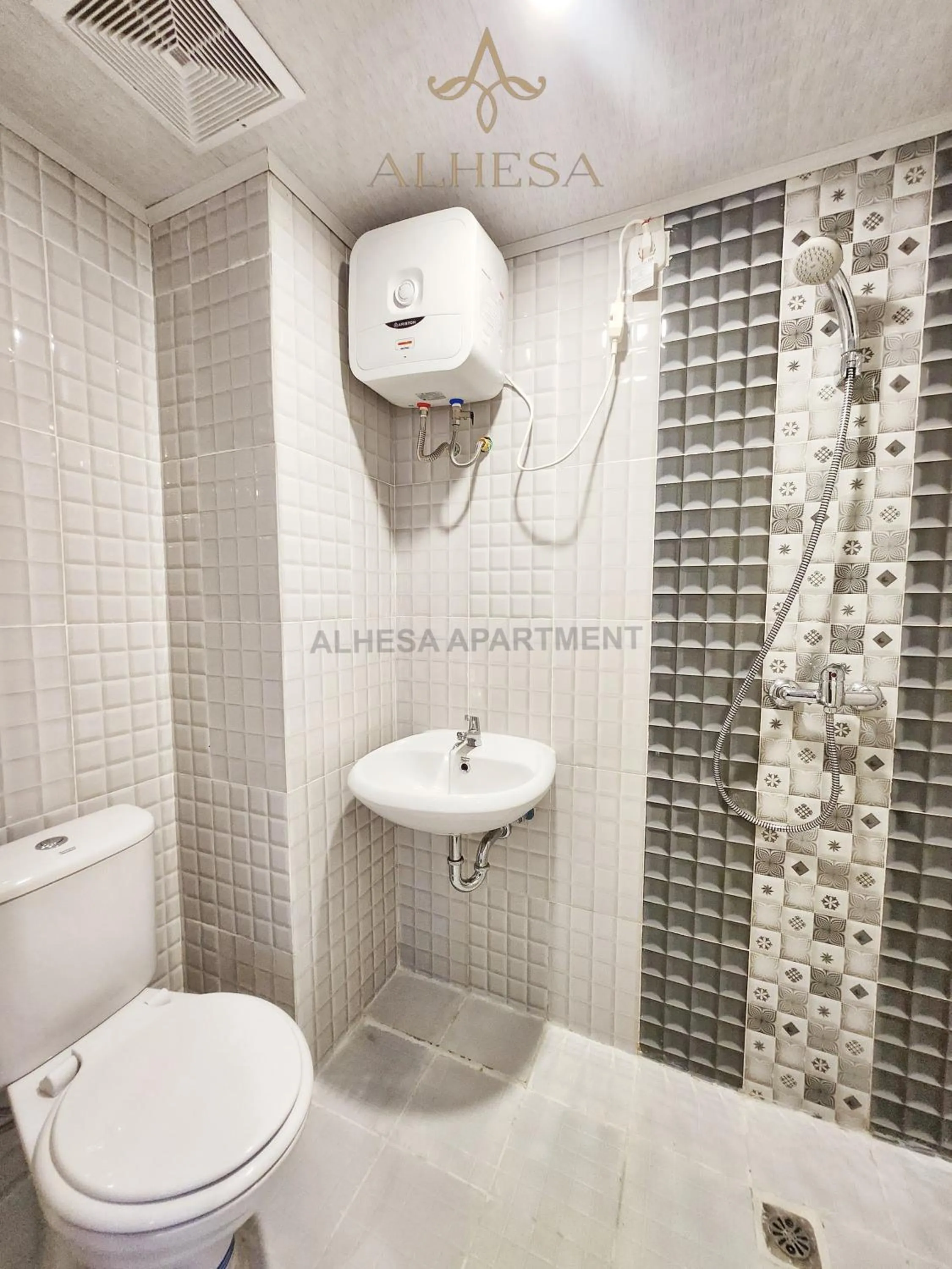 Superior Double Room in Alhesa Apartment