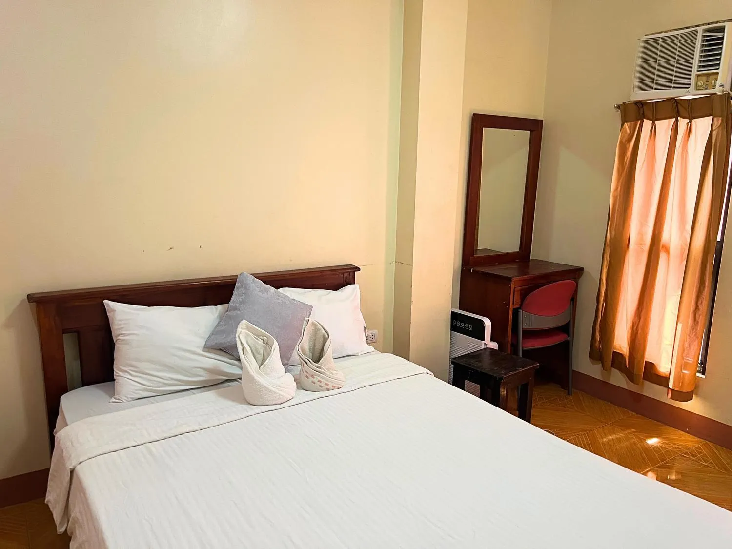 Three-Bedroom Apartment in Manora Apartment