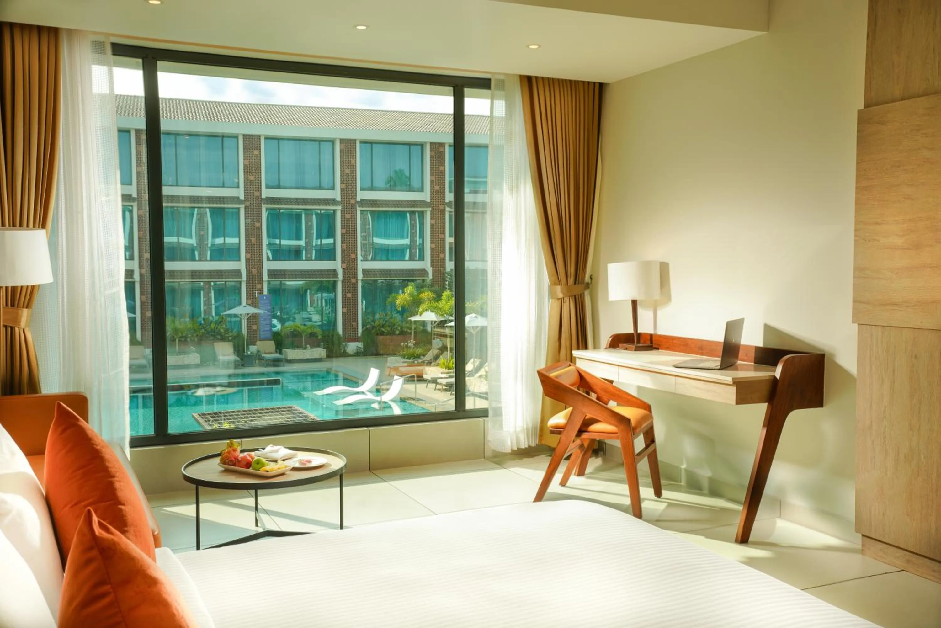 Robusta Deluxe in Elements by Rosetta- Varca, Goa