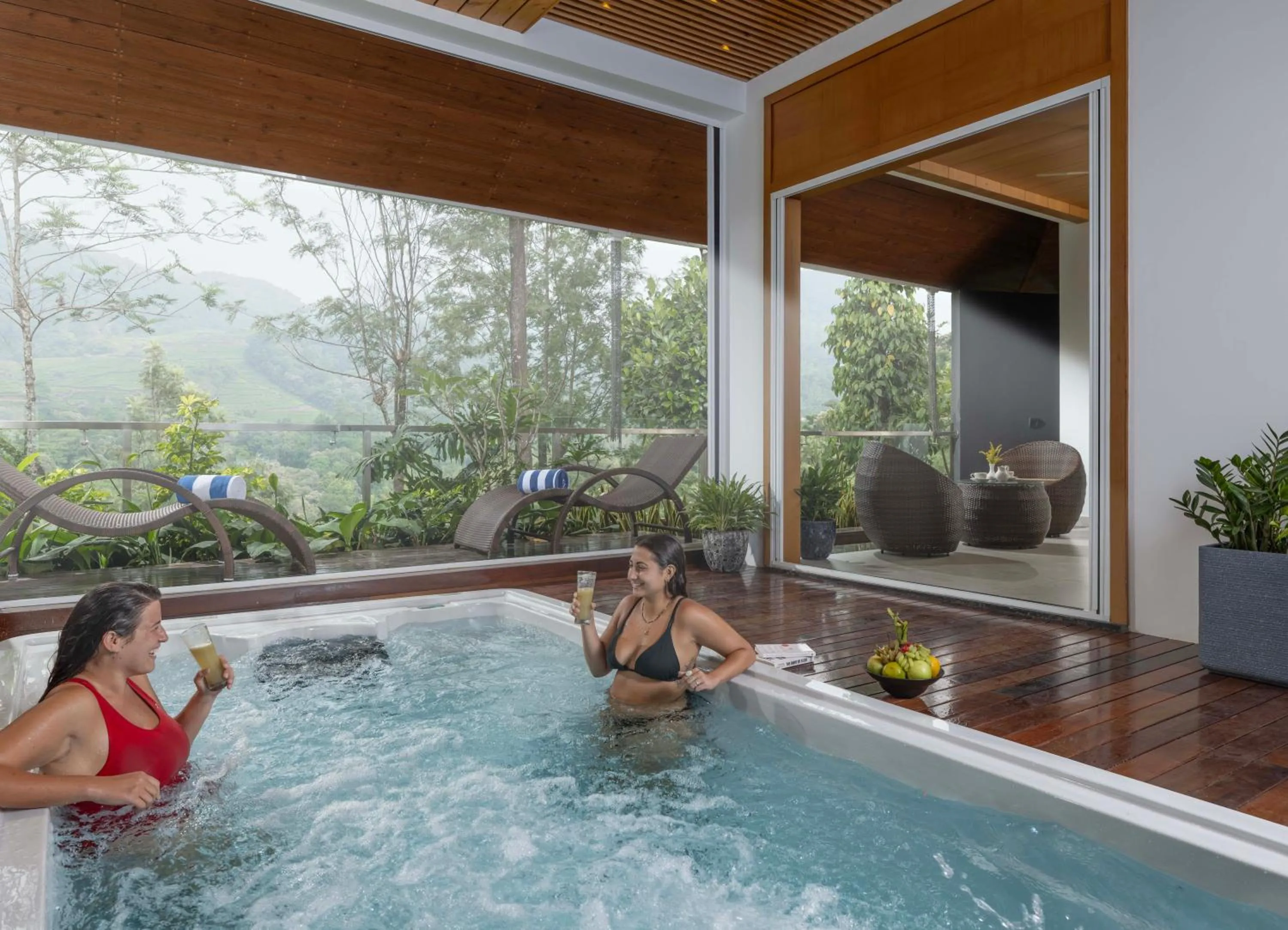 Villa with Private Pool in The Grand Cliff Resort Munnar