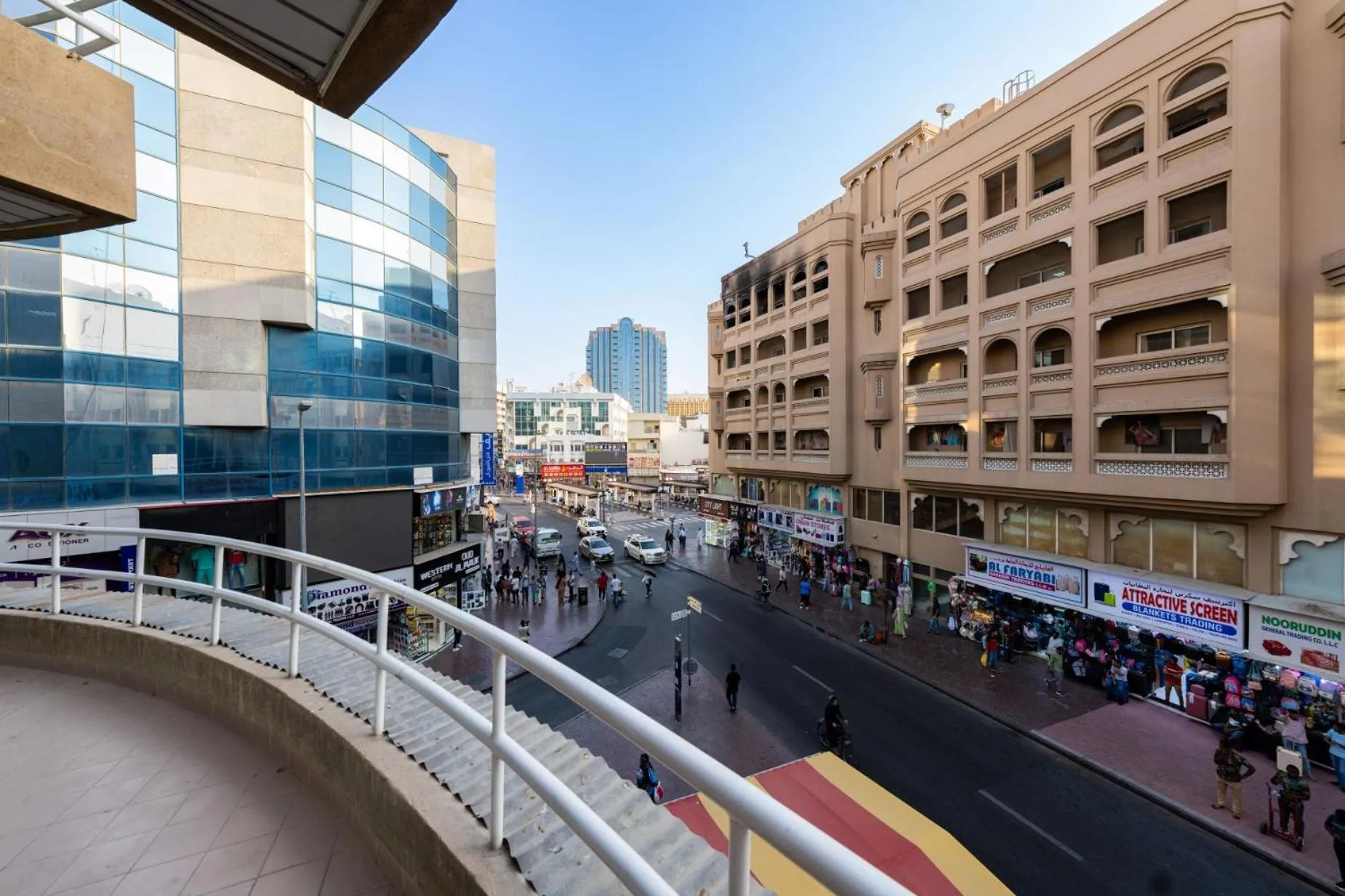 Standard Twin Room in Tanha Hotel
