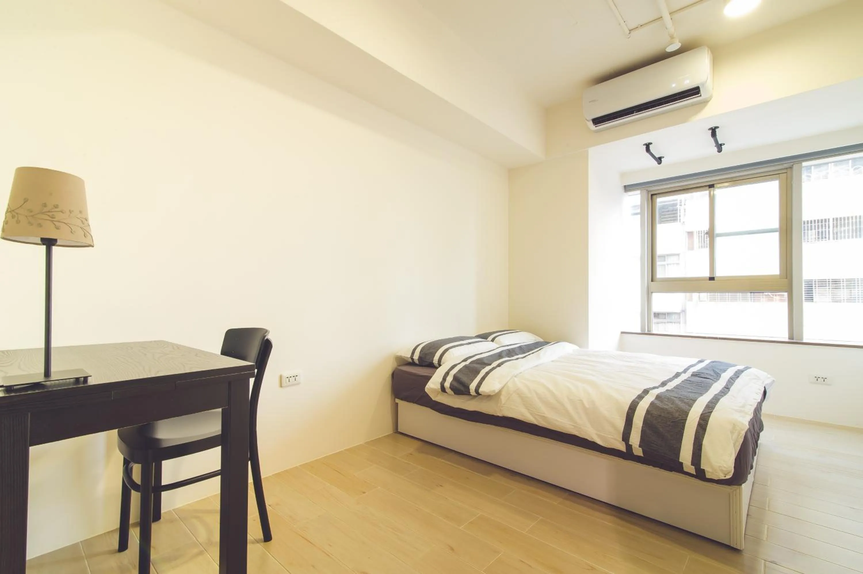 Standard Double Room with Shared Bathroom in Ahiruyah Guesthouse