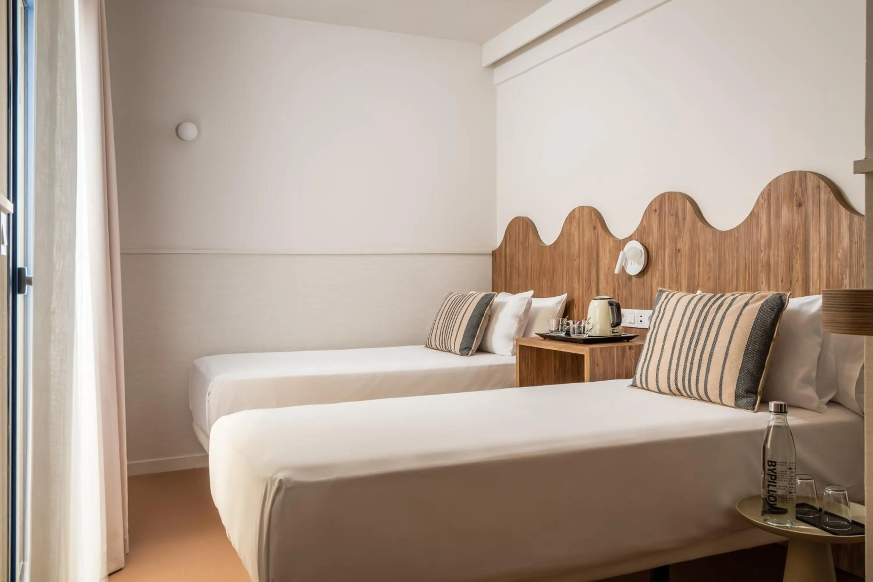 Twin Room in BYPILLOW Paseo