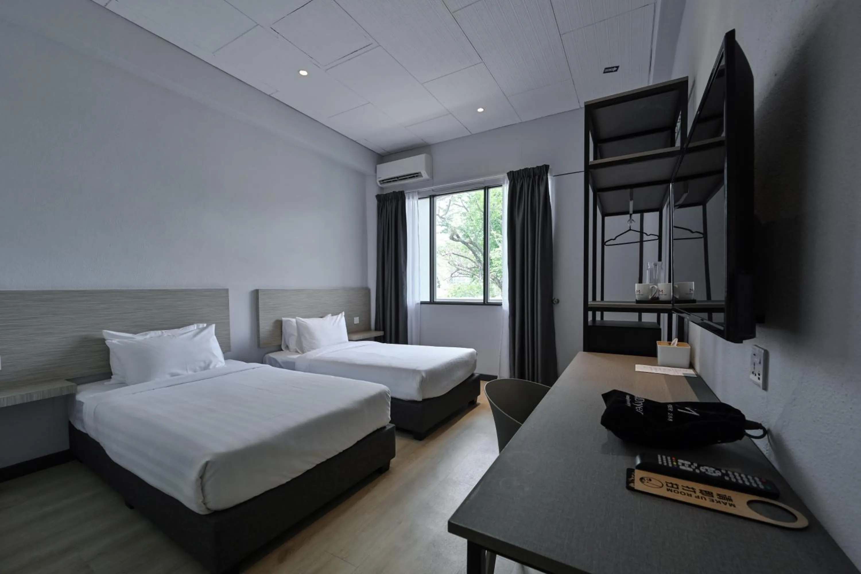 Deluxe Twin Room in Macalister 288