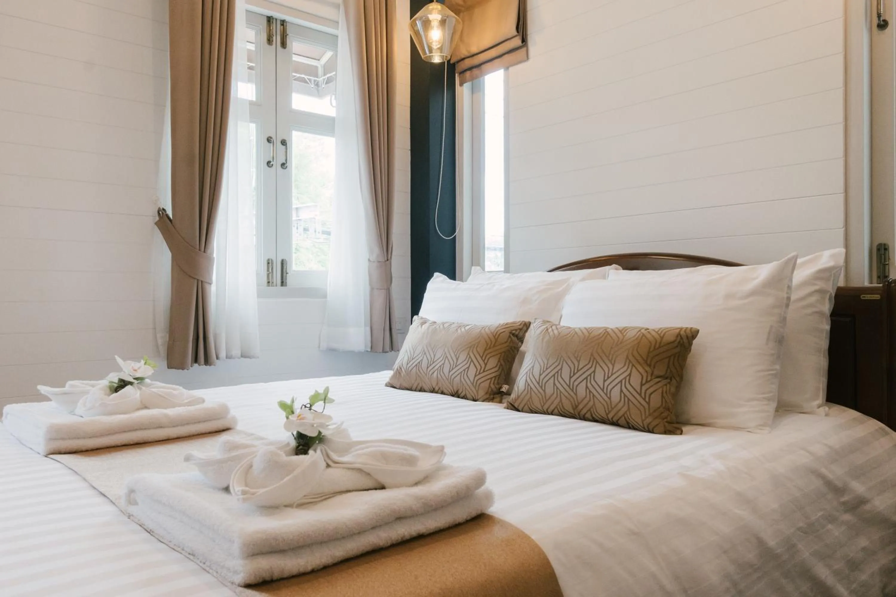 Deluxe King Suite in Wynn Villa