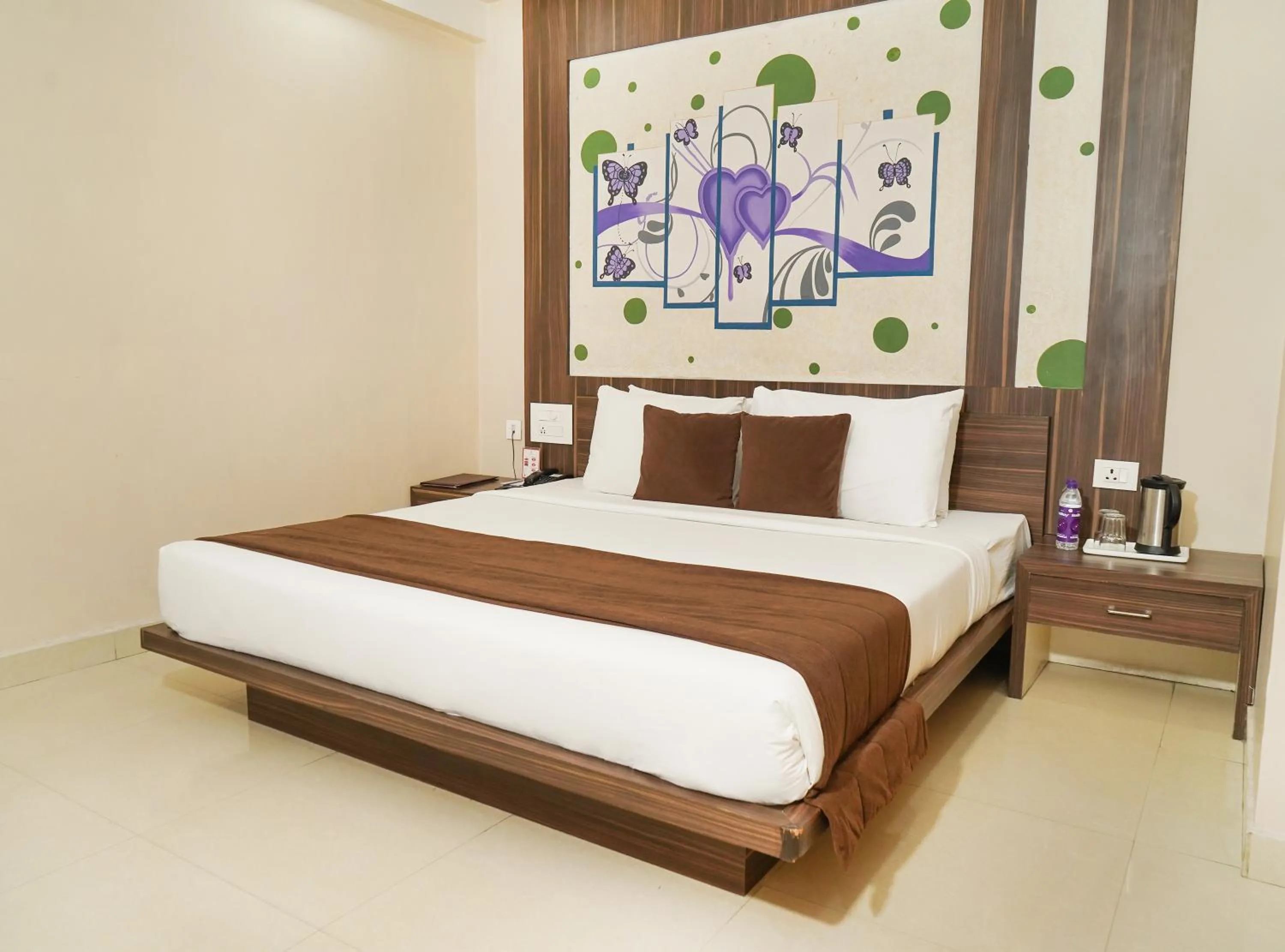 Executive Double Room in Hotel Yash Regency
