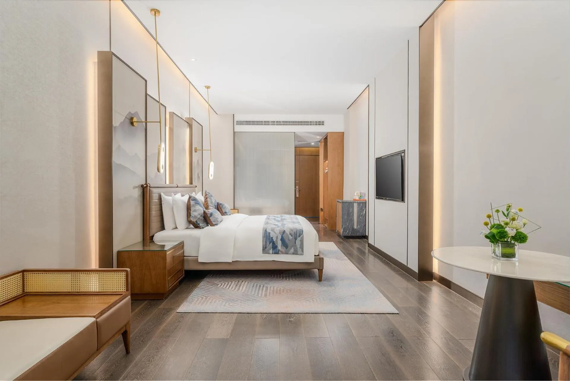 1 King Standard With Bath And Courtyard in Holiday Inn Express Pingchang by IHG