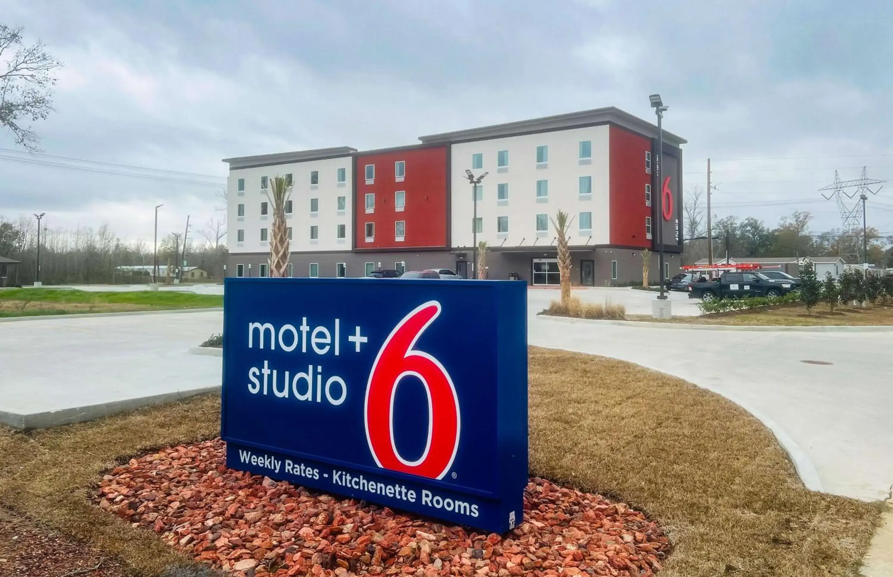 Motel 6 Gonzales, LA Baton Rouge Geismar Prairieville I 10 Motel 6 Gonzales, LA Baton Rouge Geismar Prairieville I 10