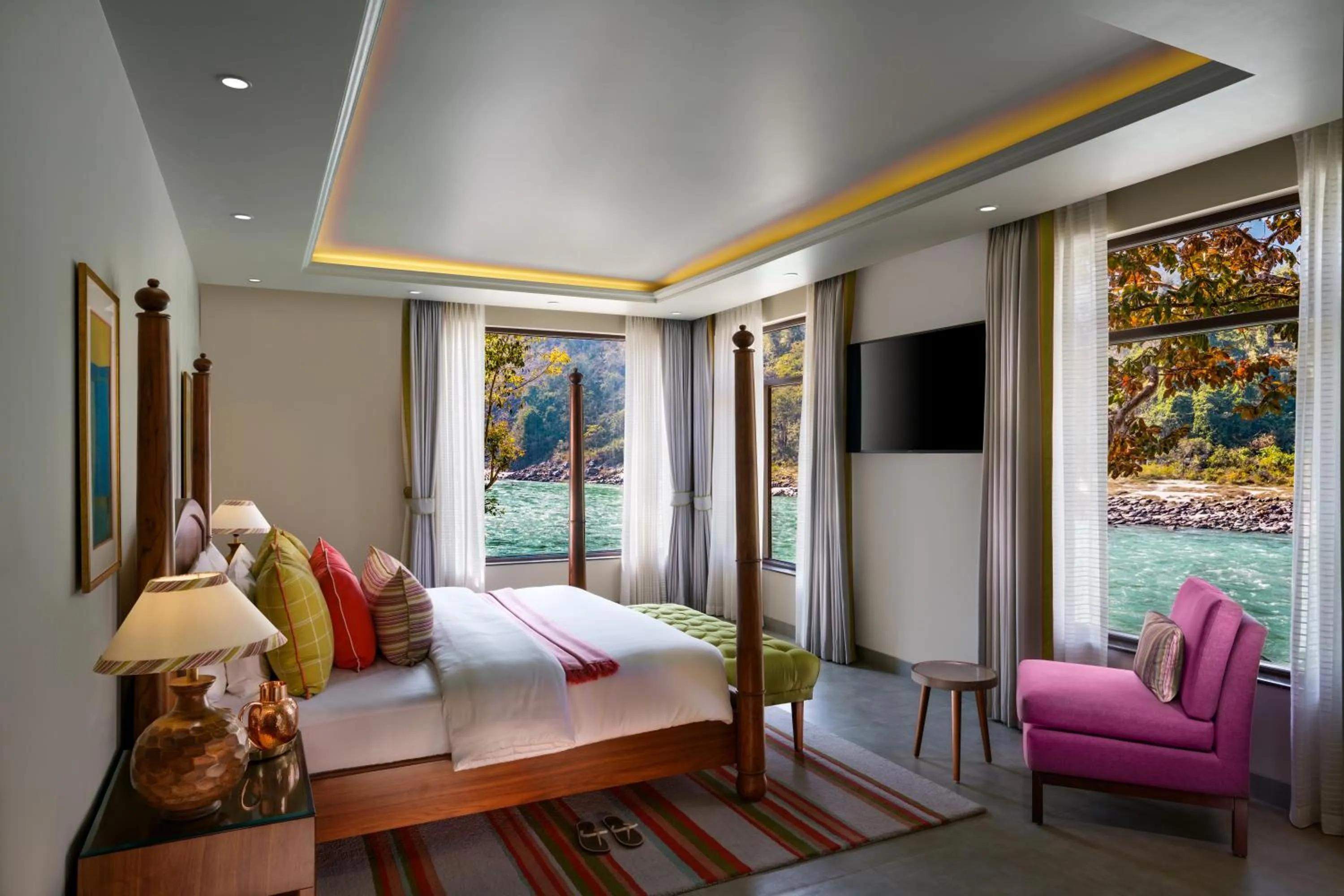 Seleqtions Suite Ganges View in Anand Kashi by the Ganges Rishikesh - IHCL Seleqtions