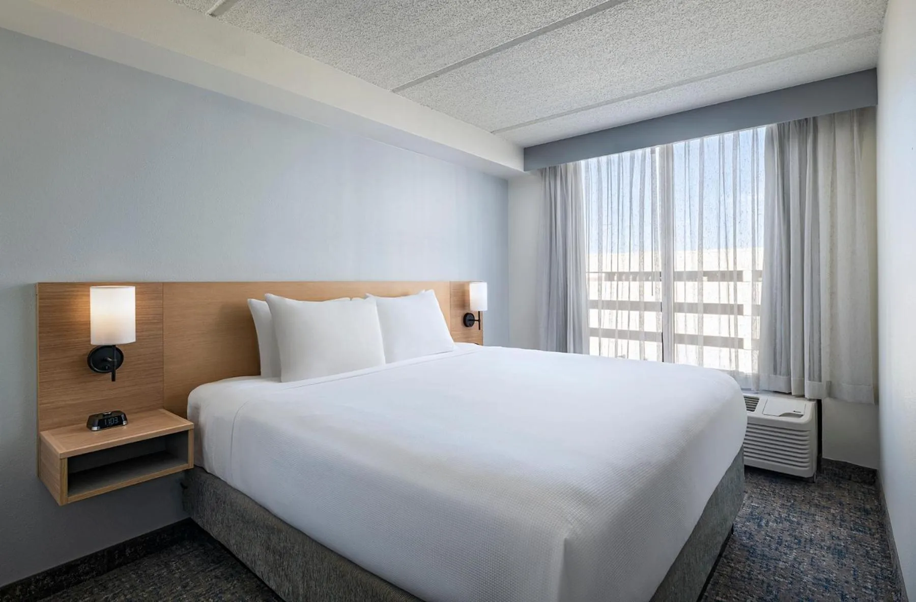 King Room with Sofa Bed in Hyatt Place Austin Arboretum