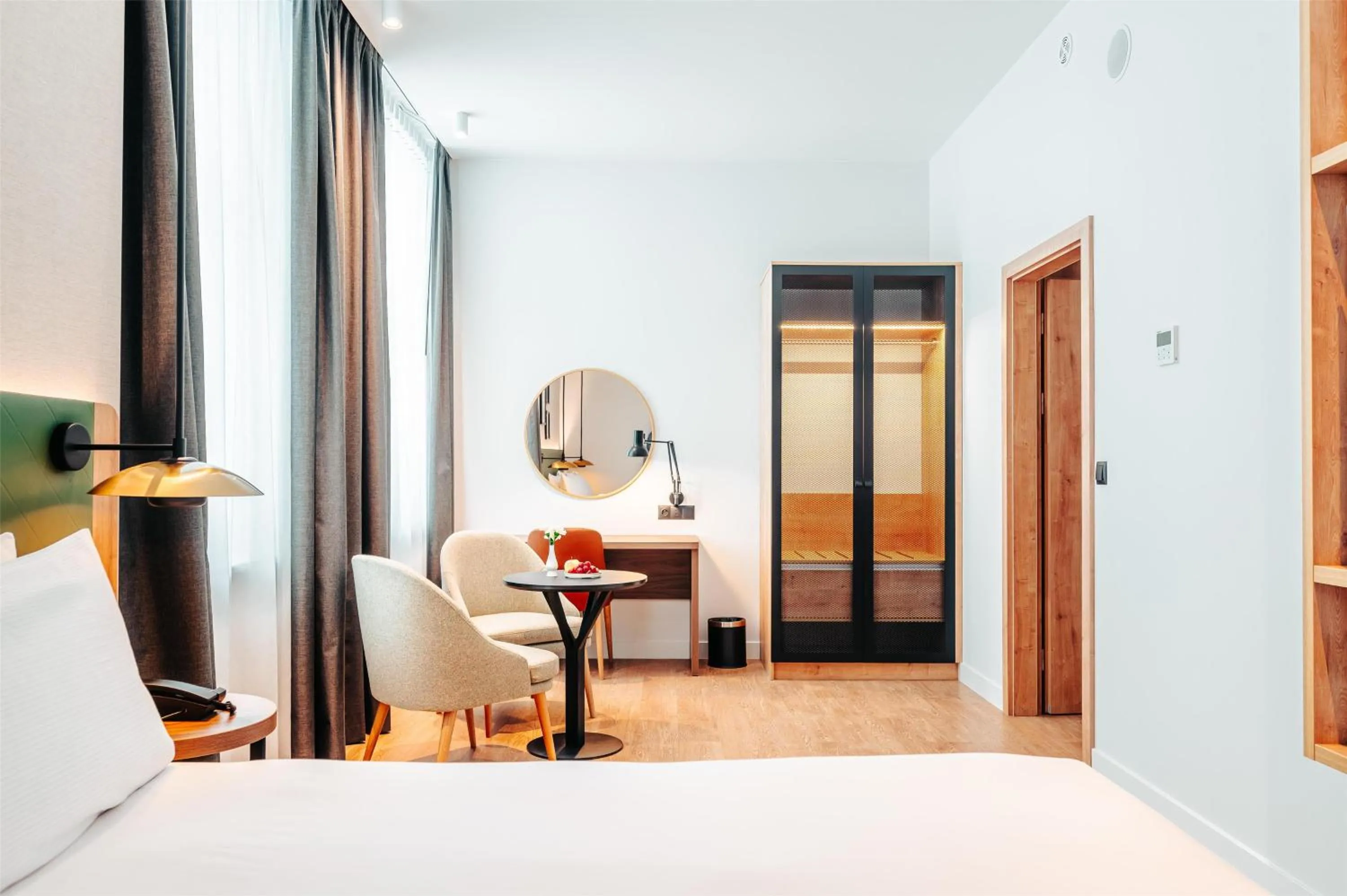 King Room - Mobility Accessible  in Hilton Garden Inn Radom