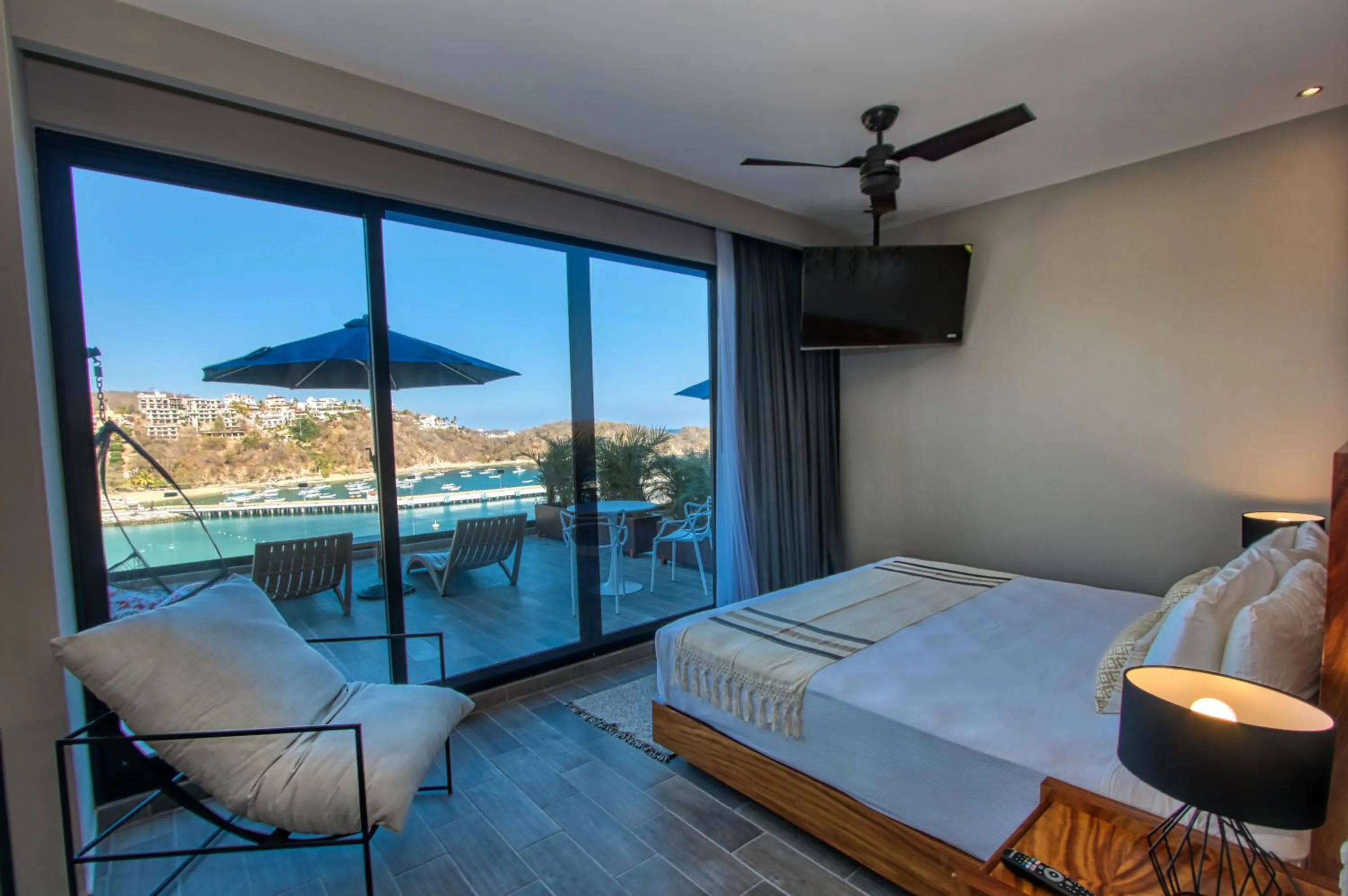 Junior Suite with Terrace in Nirú Ocean Suites by Binniguenda