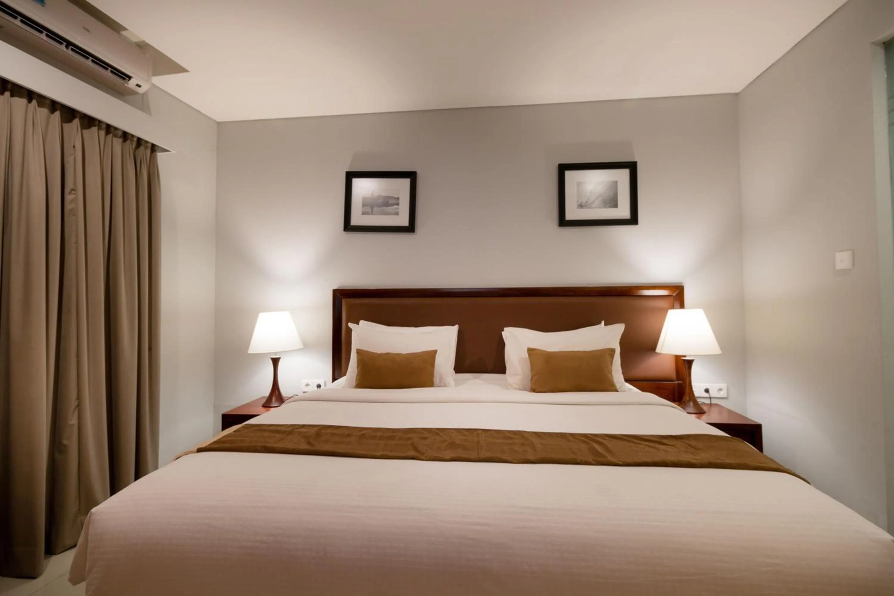 Superior Double or Twin Room in Kutabex Beachfront Hotel