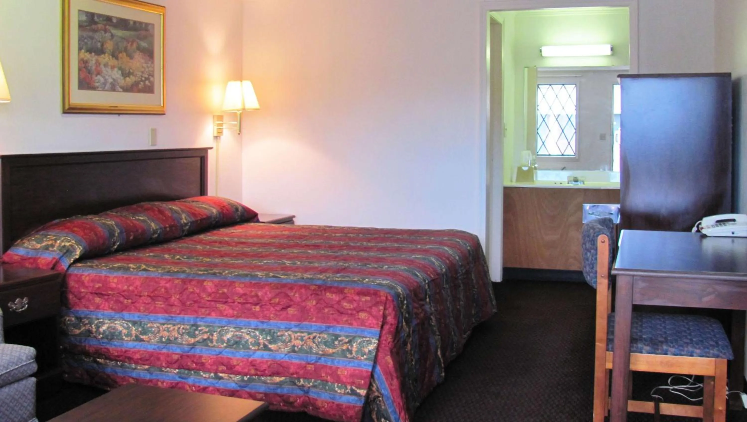 King Room - Smoking  in M Star Columbus North