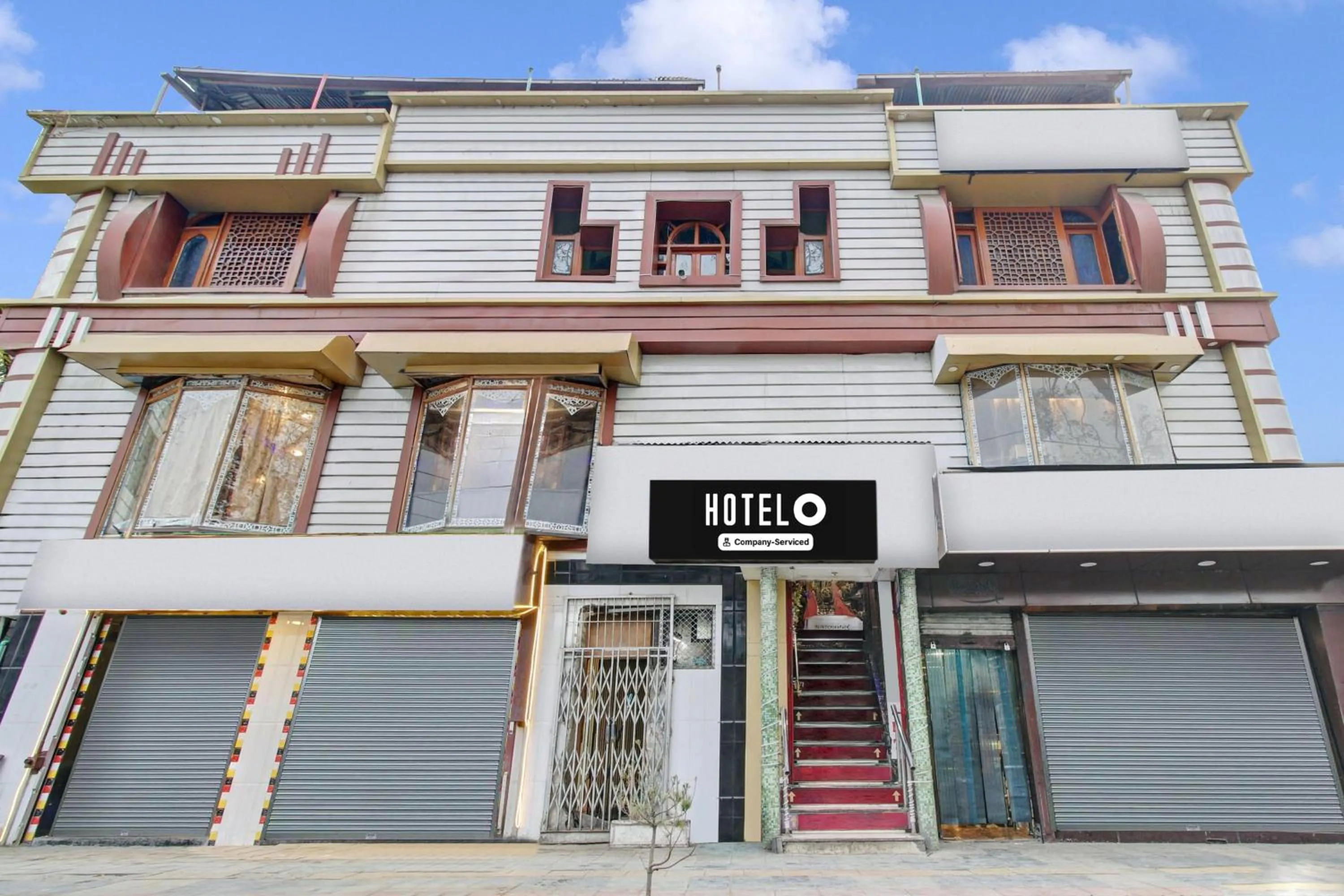 Hotel O Residency Road Srinagar