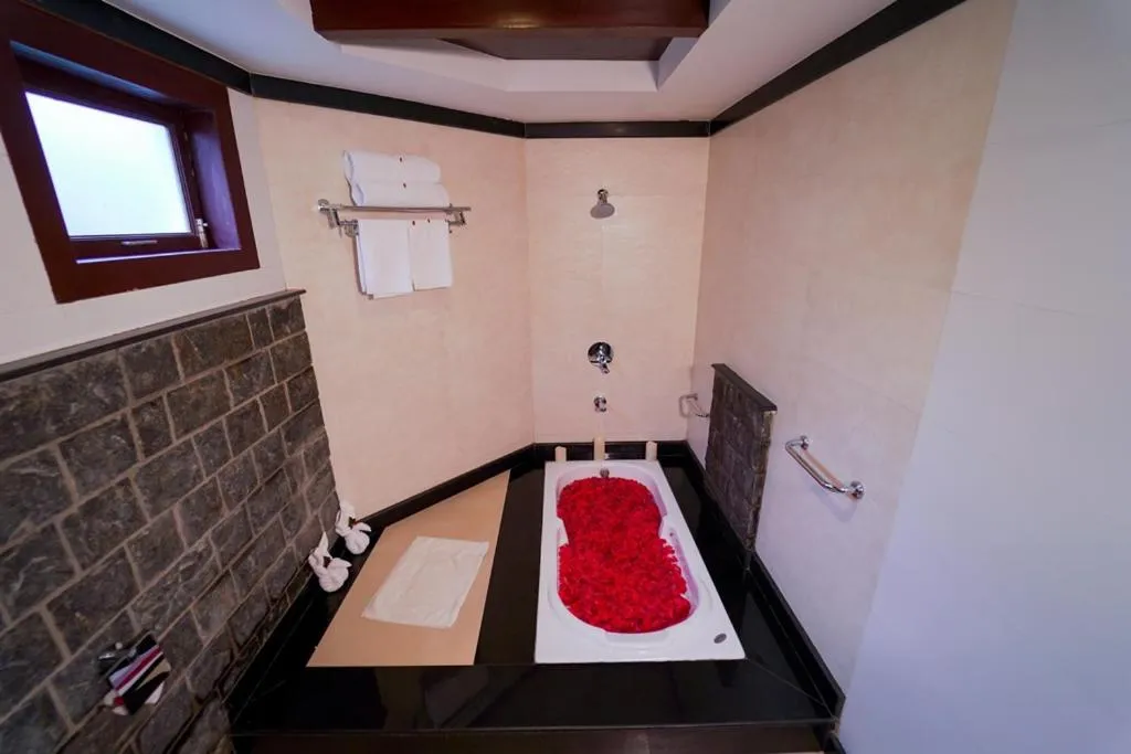 Suite with Balcony in Hotel Kodai International
