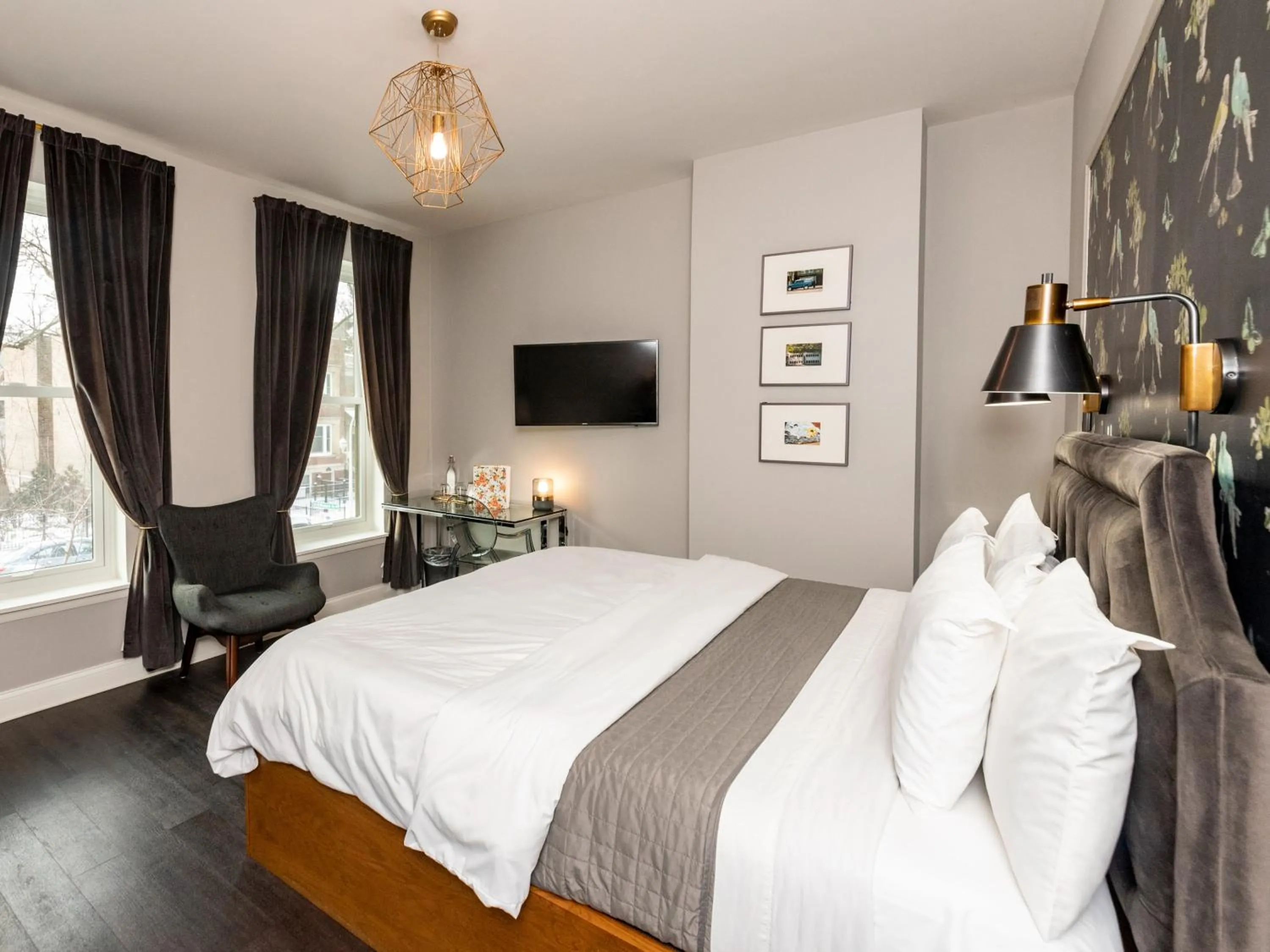 King Room in Wicker Park Inn