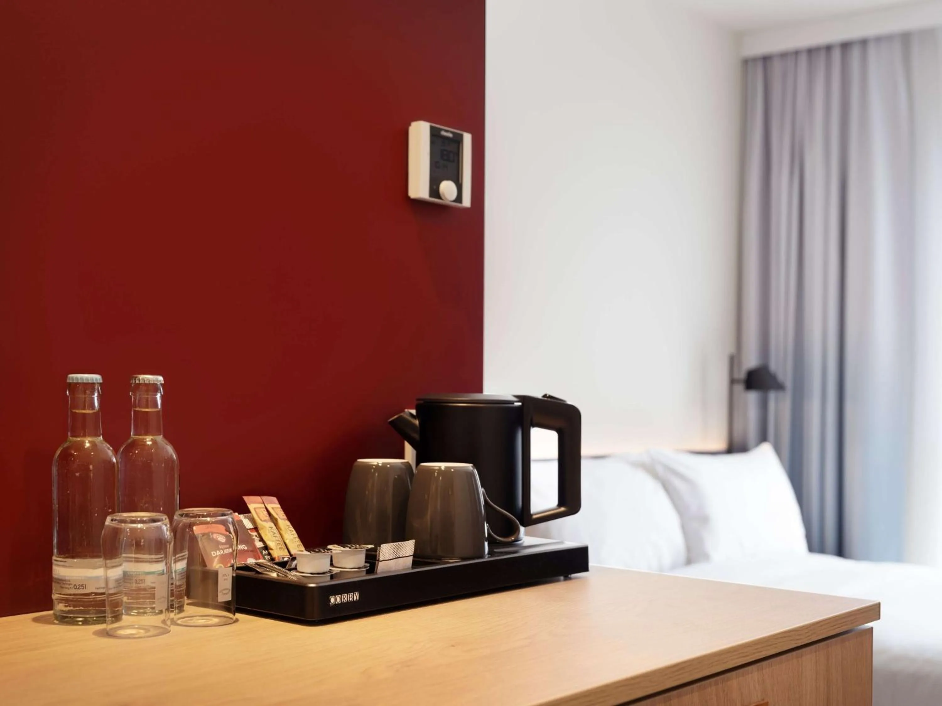 King Room with Sofa Bed in Hampton By Hilton Celle