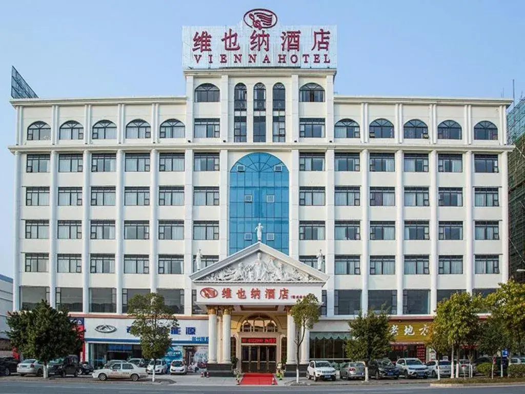 Vienna Hotel Ganzhou Economic Development Zone 1st Hospital West High-Speed Railway Station Vienna Hotel Ganzhou Economic Development Zone 1st Hospital West High-Speed Railway Station