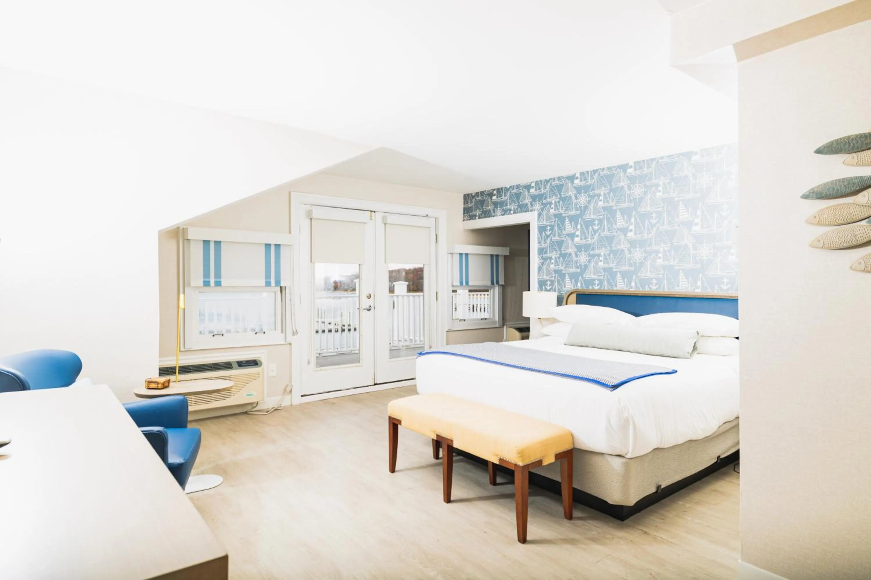 King Suite with Ocean View in Danfords Hotel & Marina