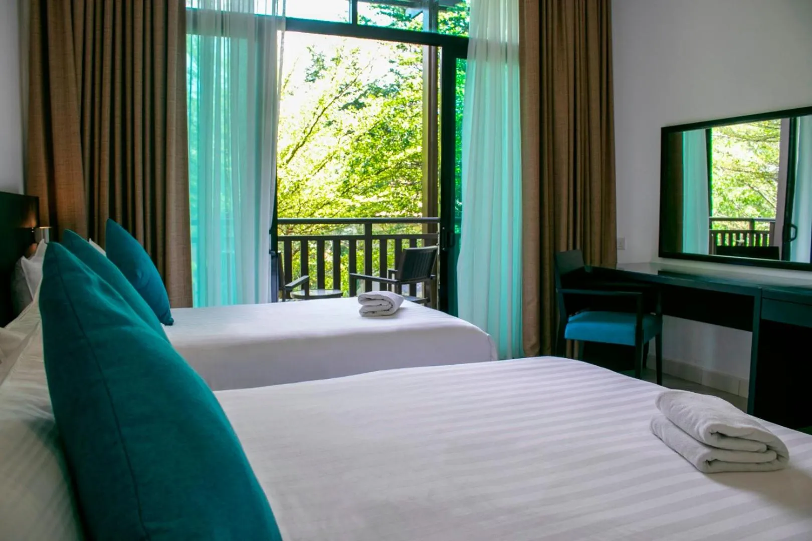 Standard Double or Twin Room in Espira Kinrara