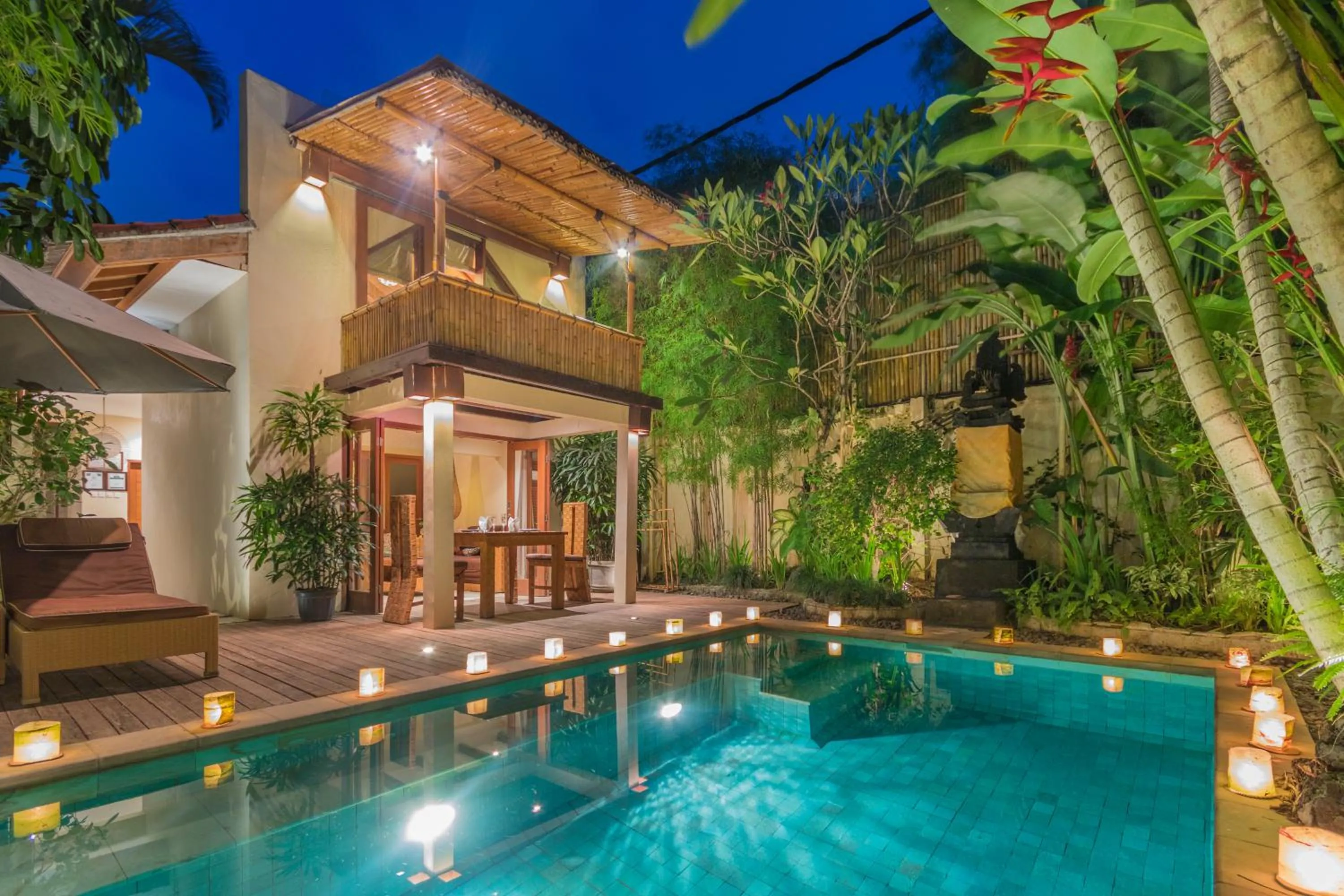 Three-Bedroom Villa with Private Pool and Free Floating Breakfast in Villa Seriska Seminyak