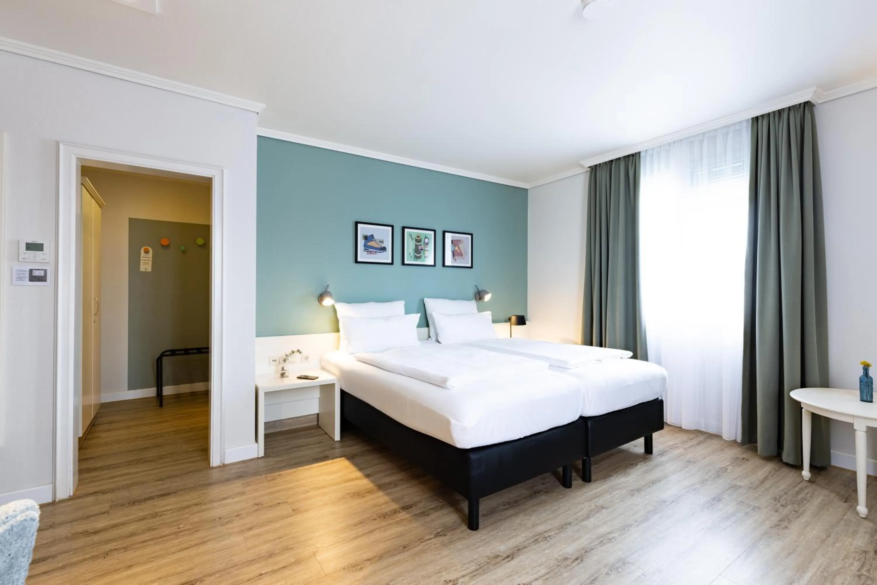 Premium Twin Room in Garner Hotel Post Aschaffenburg by IHG