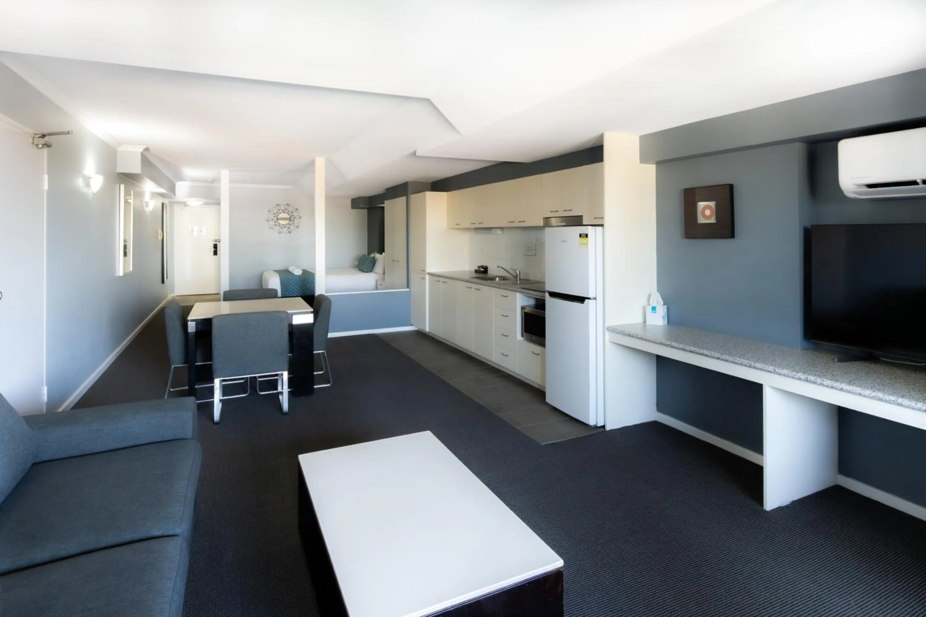 Deluxe Studio Waterview Apartment in Nesuto The Entrance