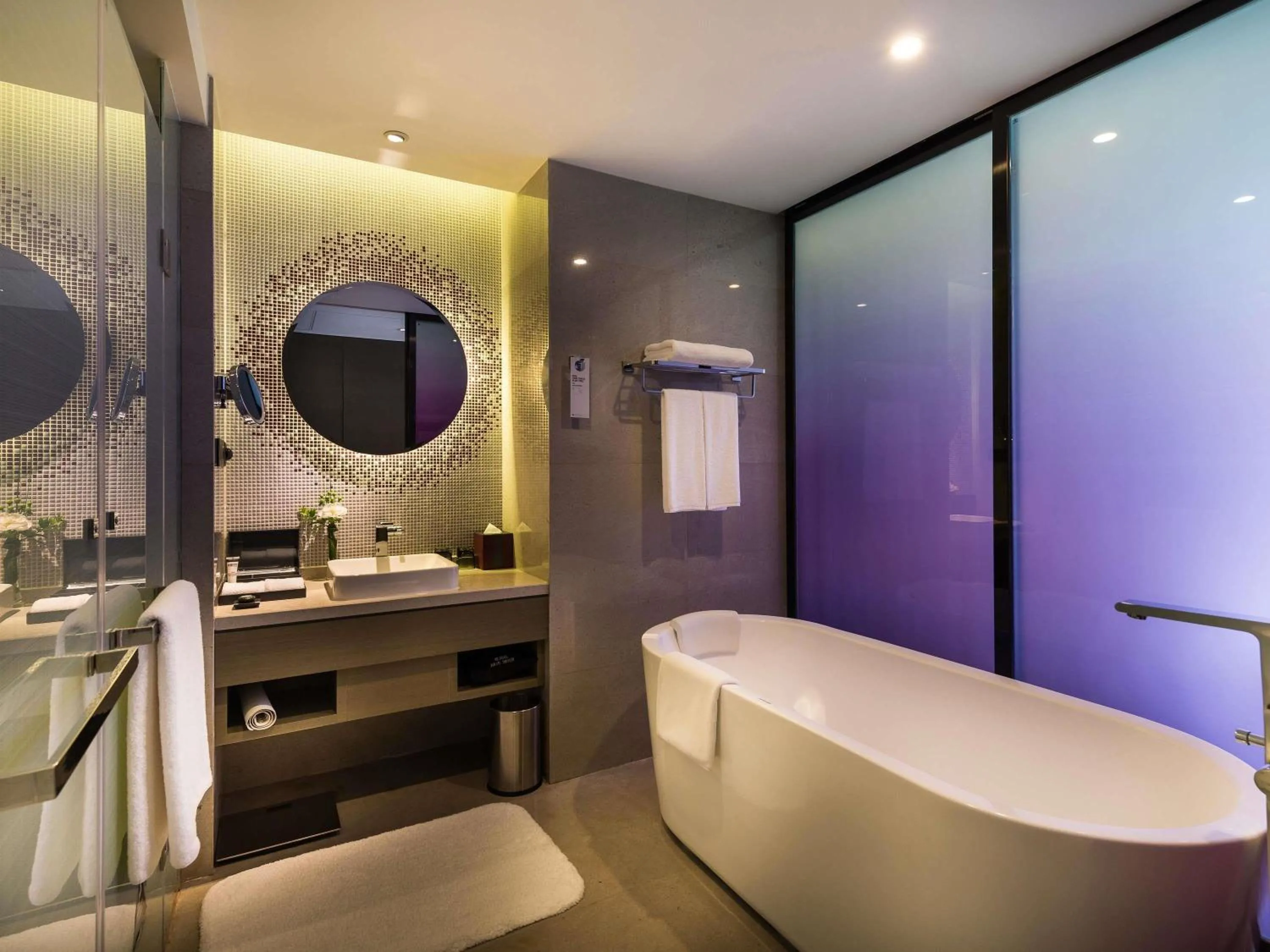 Deluxe Twin Room in Pullman Nanjing Lukou Airport