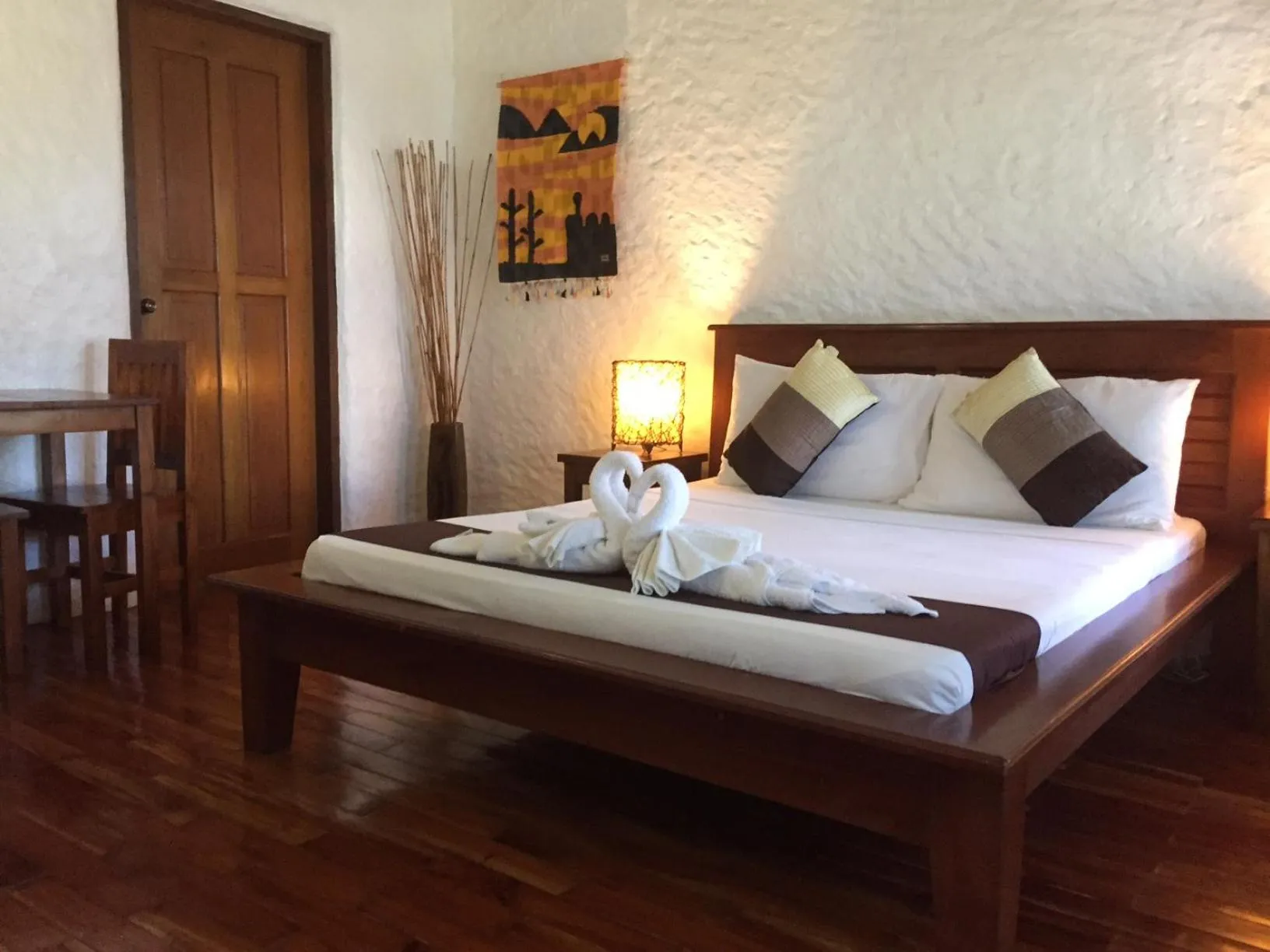 Deluxe Double Room with Sea View in Casa Amihan