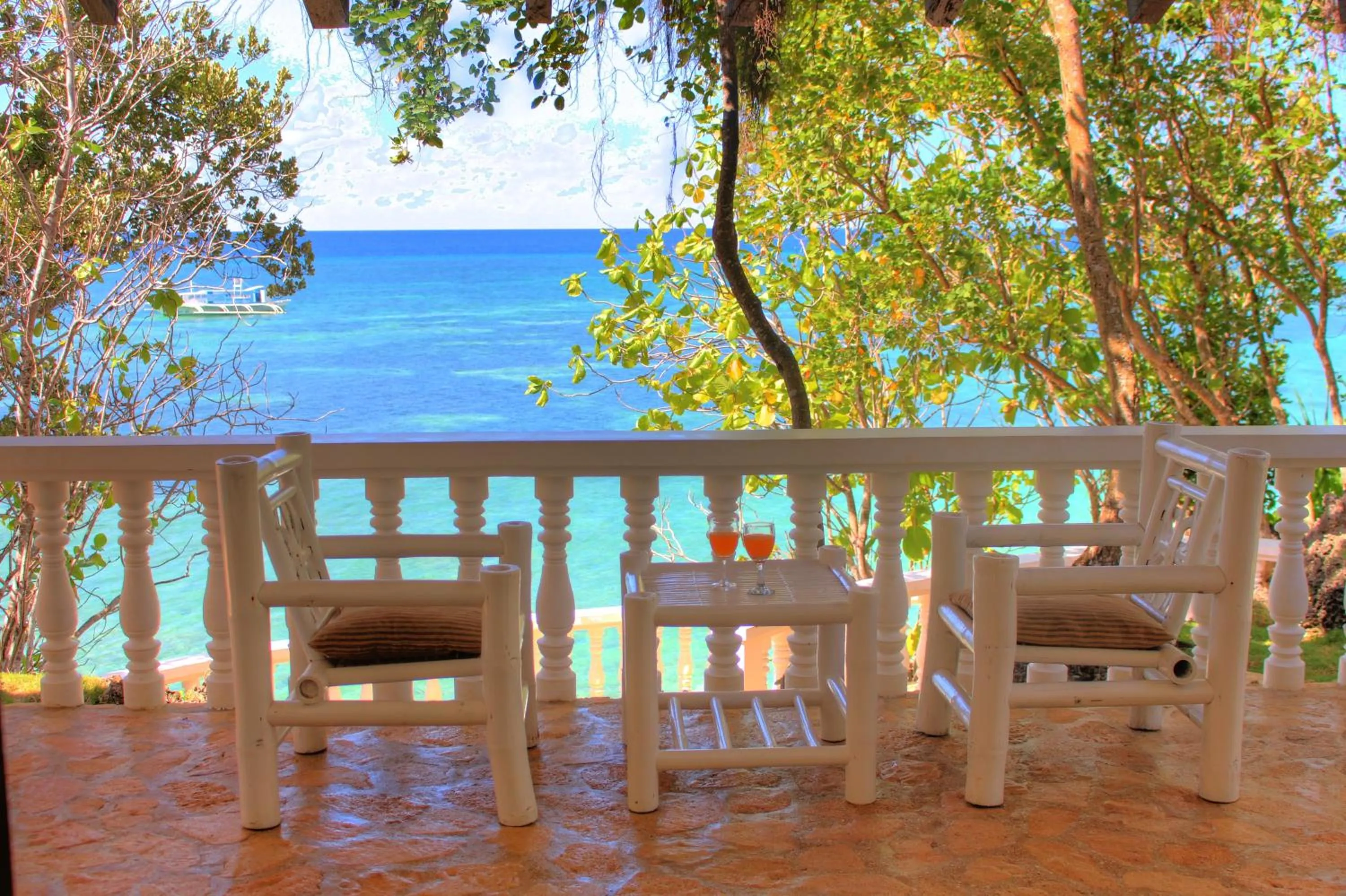 King Suite with Sea View in Casa Amihan