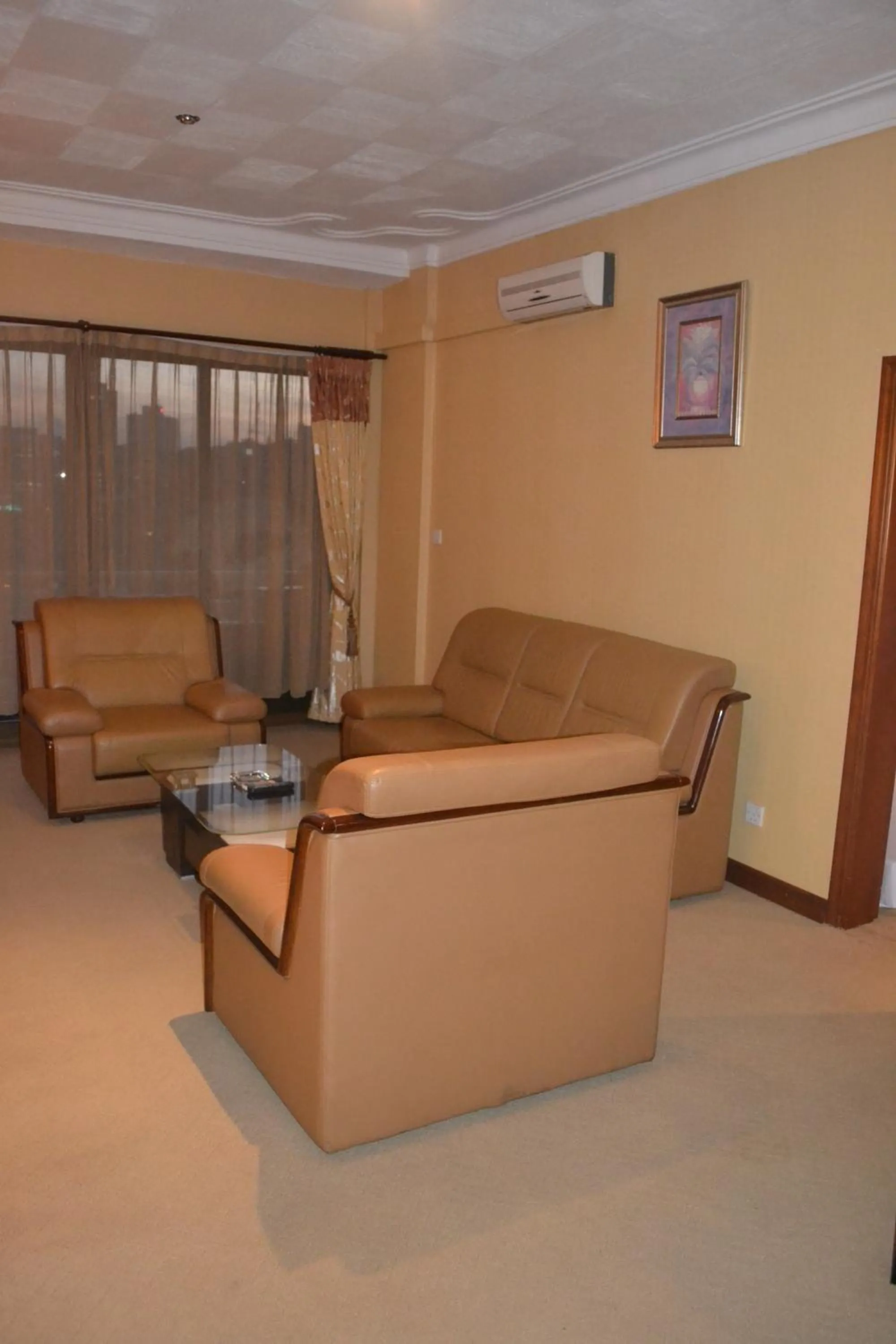 One-Bedroom Apartment in Hotel Africana