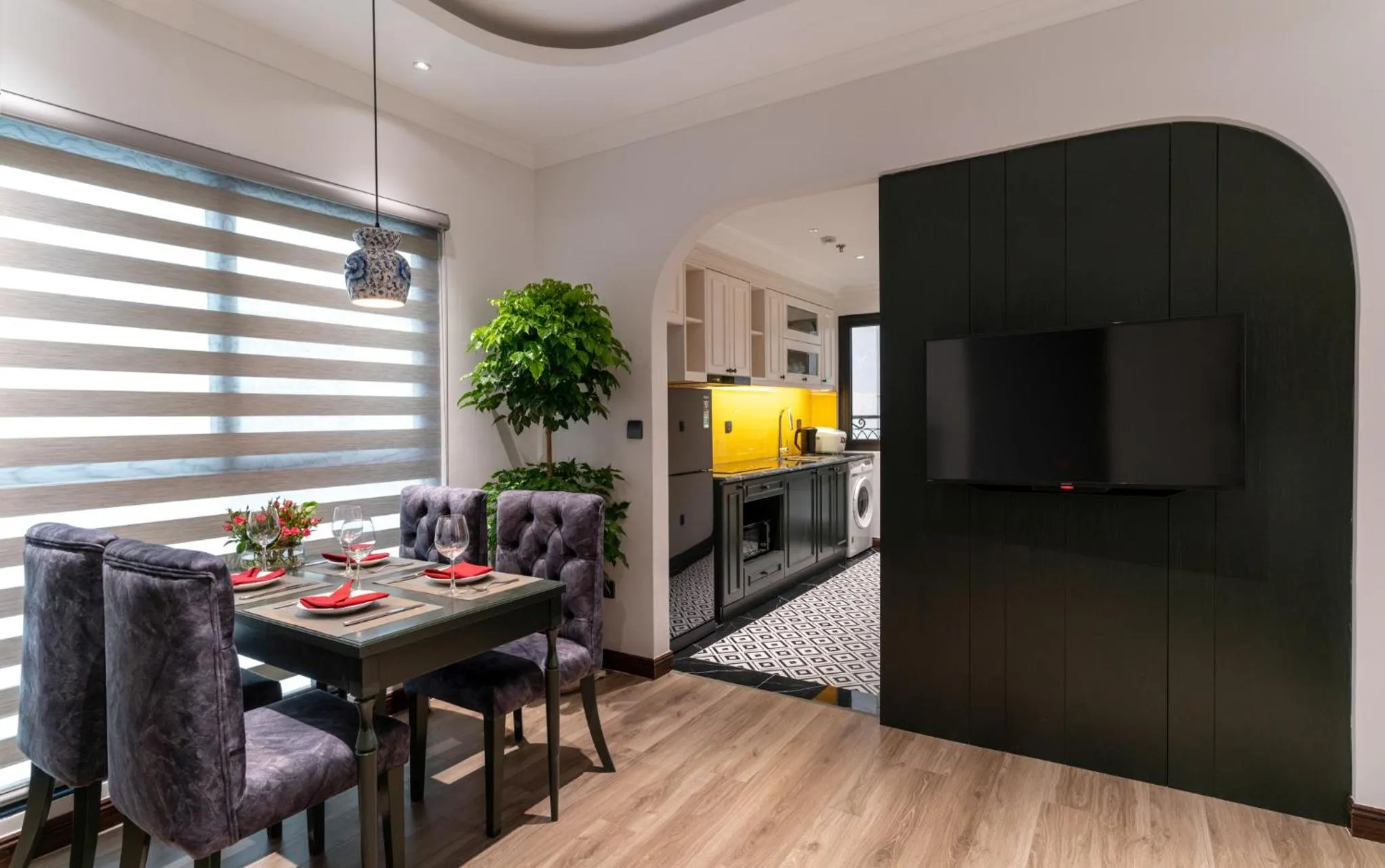 Suite with Balcony in Eli Rina Hotel