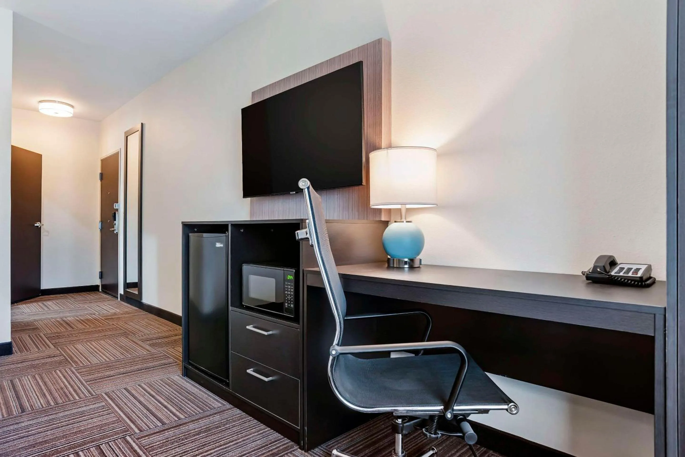 Quadruple Room with Two Queen Beds - Non Smoking in Sleep Inn & Suites Fort Walton Beach - Destin West