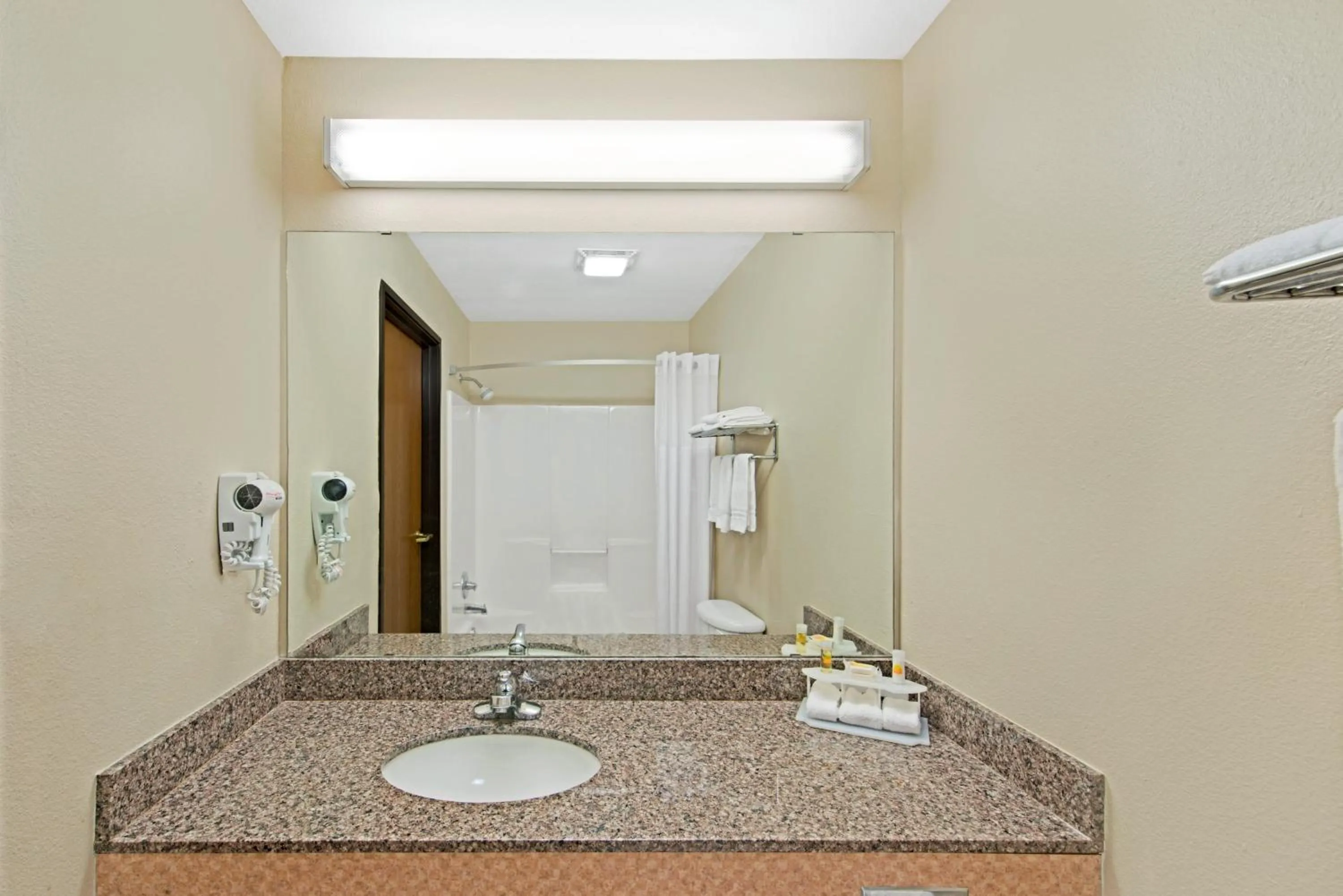 Deluxe Queen Room with Two Queen Beds - Non-Smoking in Motel 6-Decatur, GA